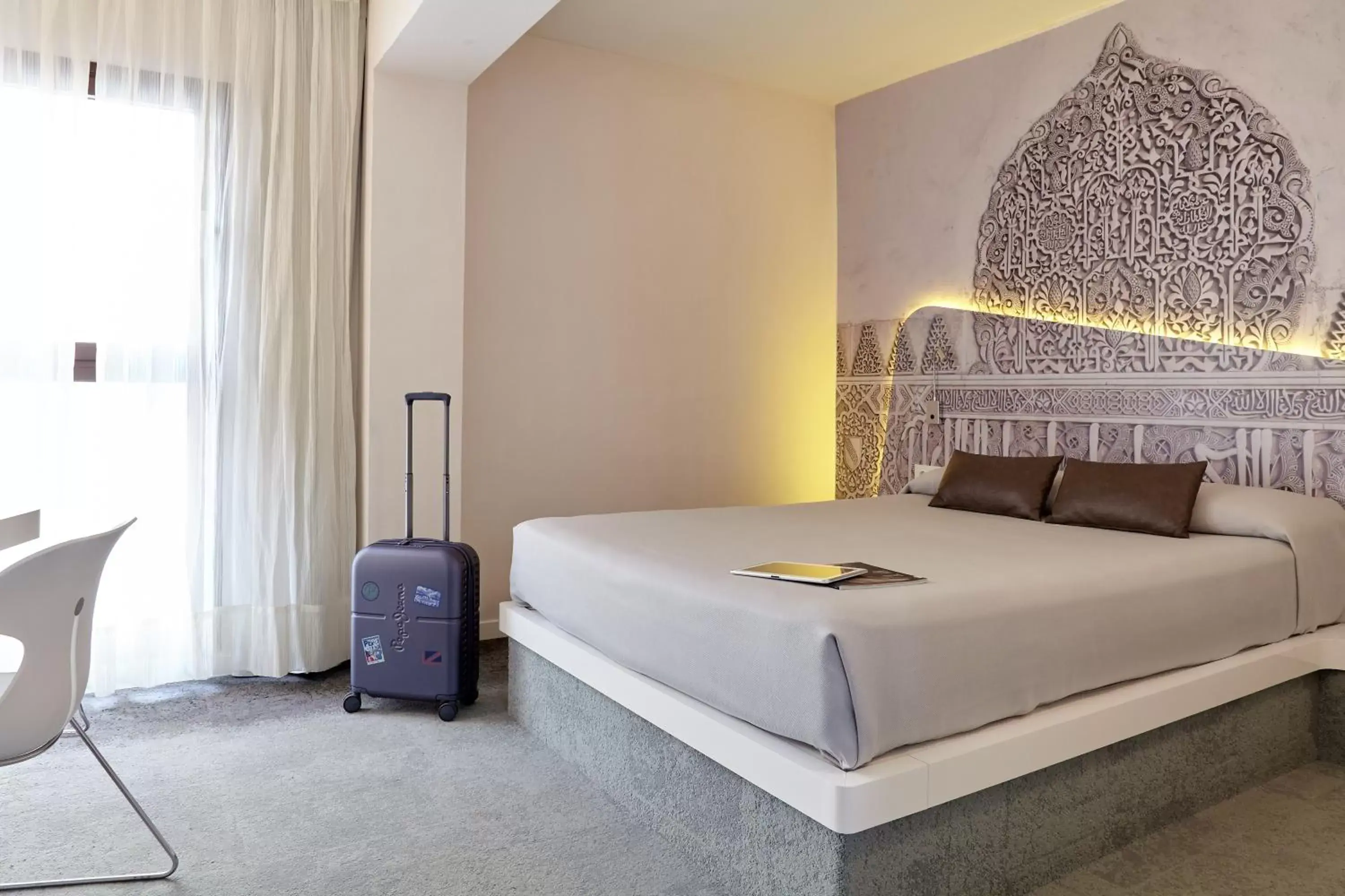 Photo of the whole room, Bed in Hotel Macià Granada Five Senses Rooms & Suites