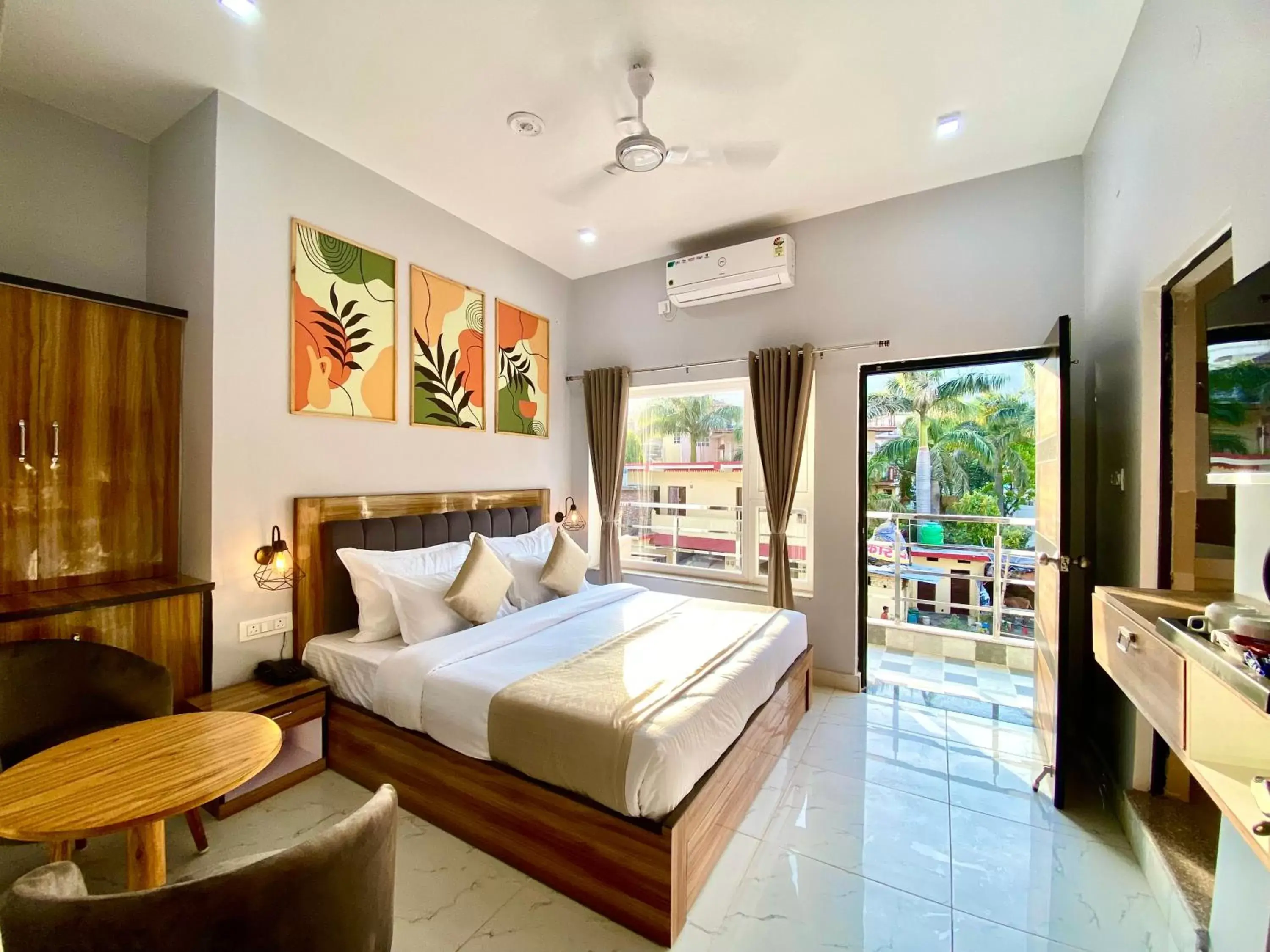 Bed in Hotel Wraveler Inn Rishikesh