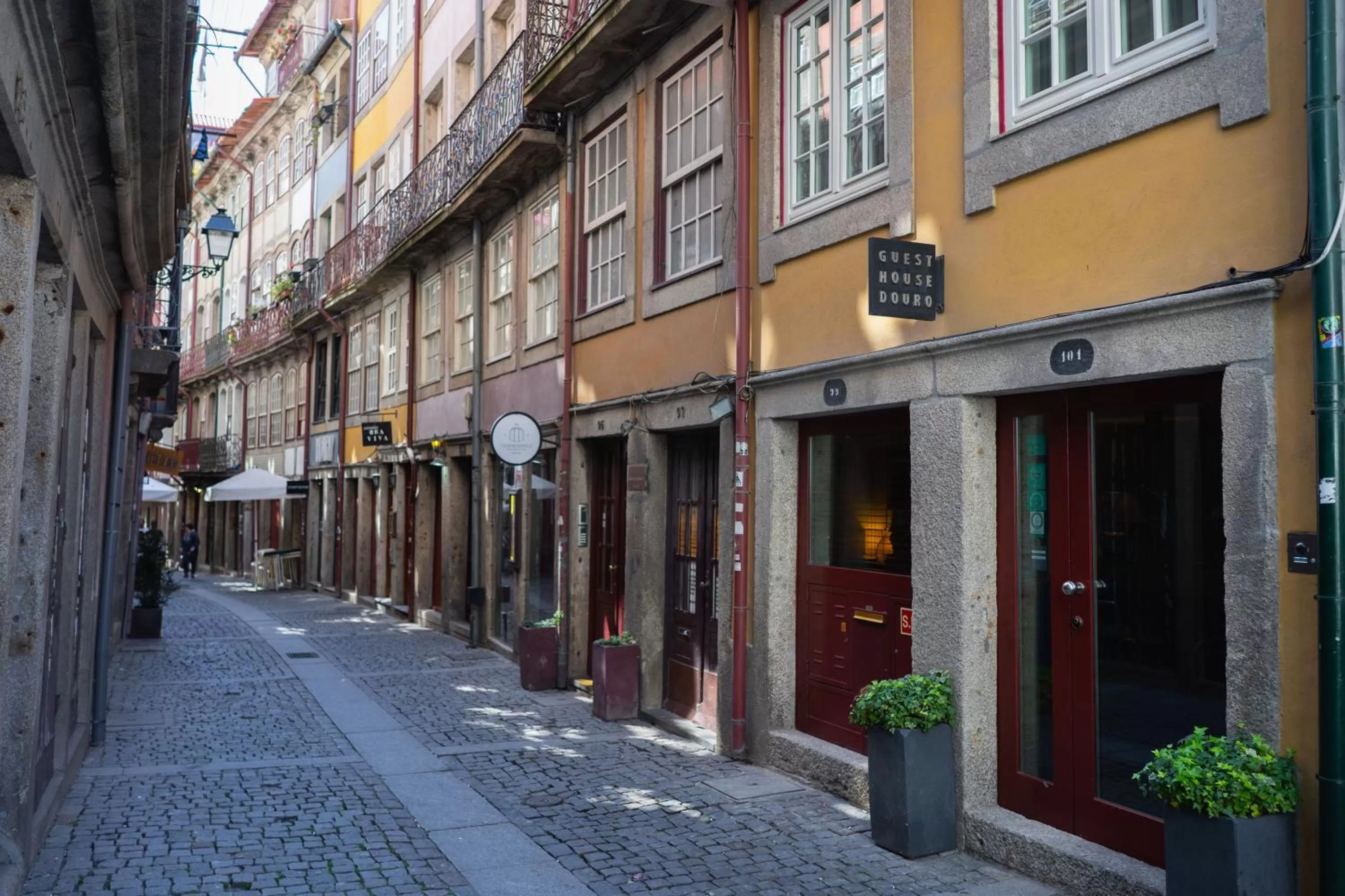 Facade/entrance in Guest House Douro