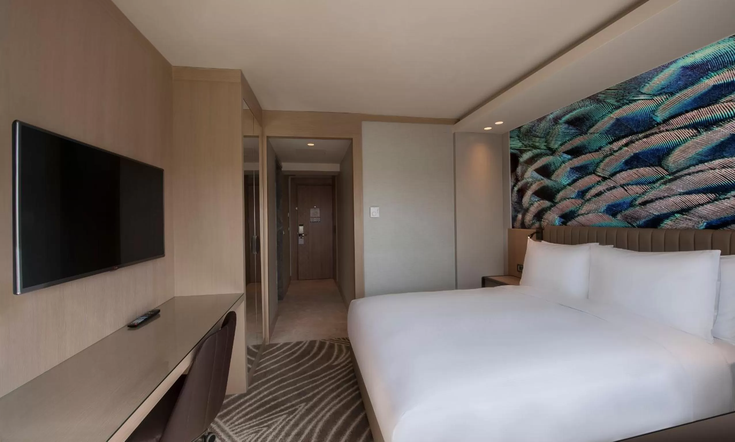 Bed in DoubleTree by Hilton Istanbul - Sirkeci