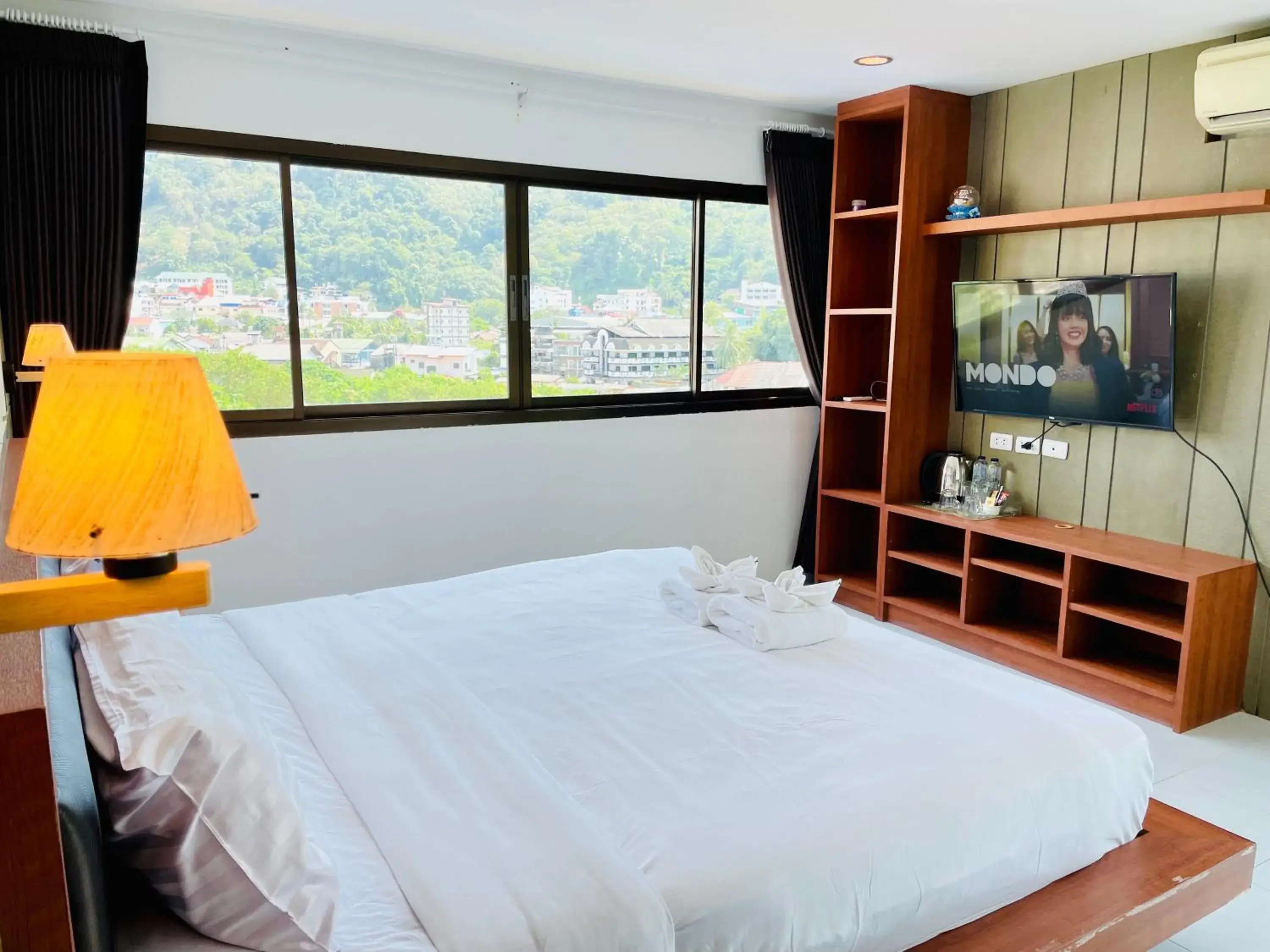 Bed in Good Nice Hotel Bed in Good Nice Hotel