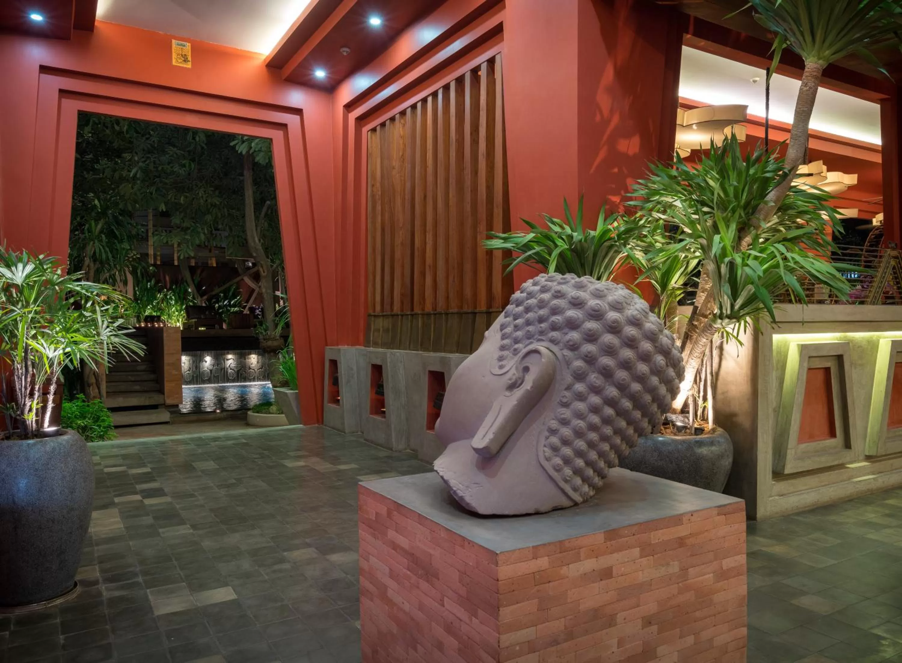 Night in Golden Temple Residence