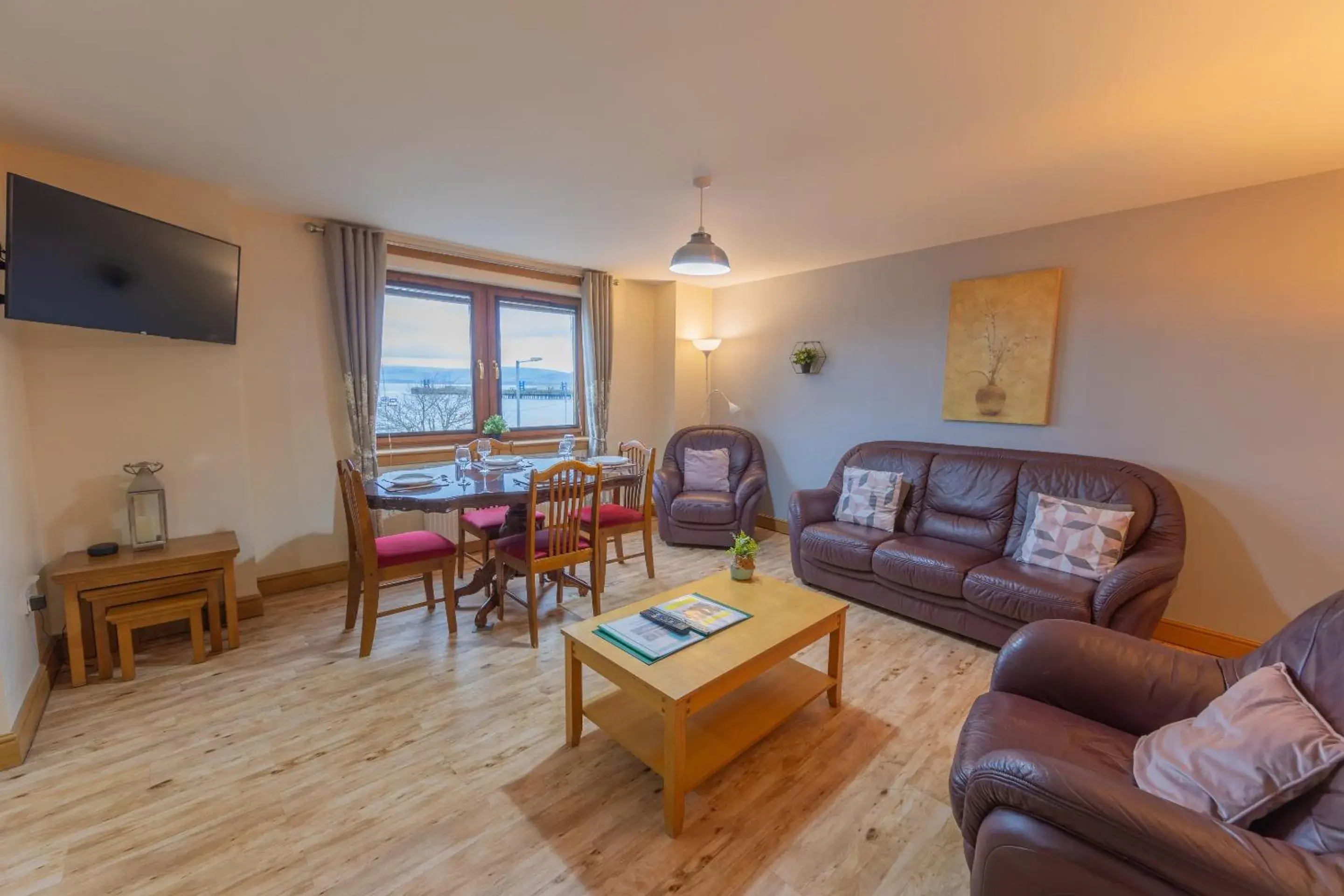 Living room, Seating Area in Quay Head View