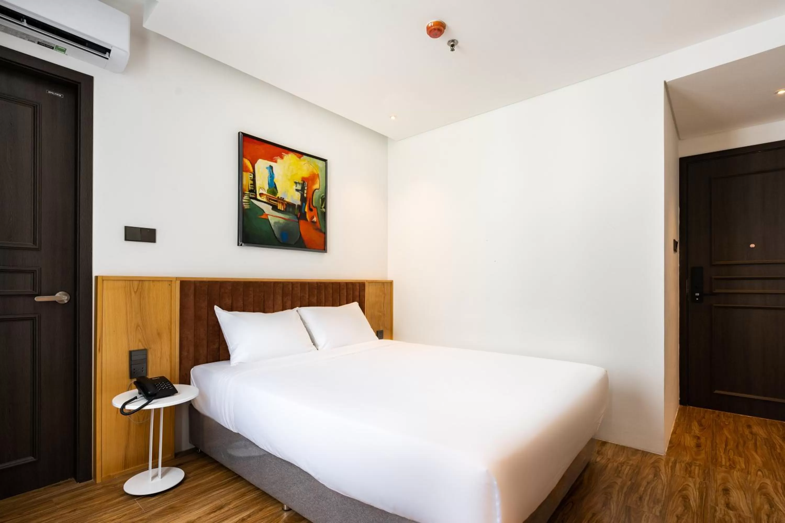 Bed in Haven Hut Hotel