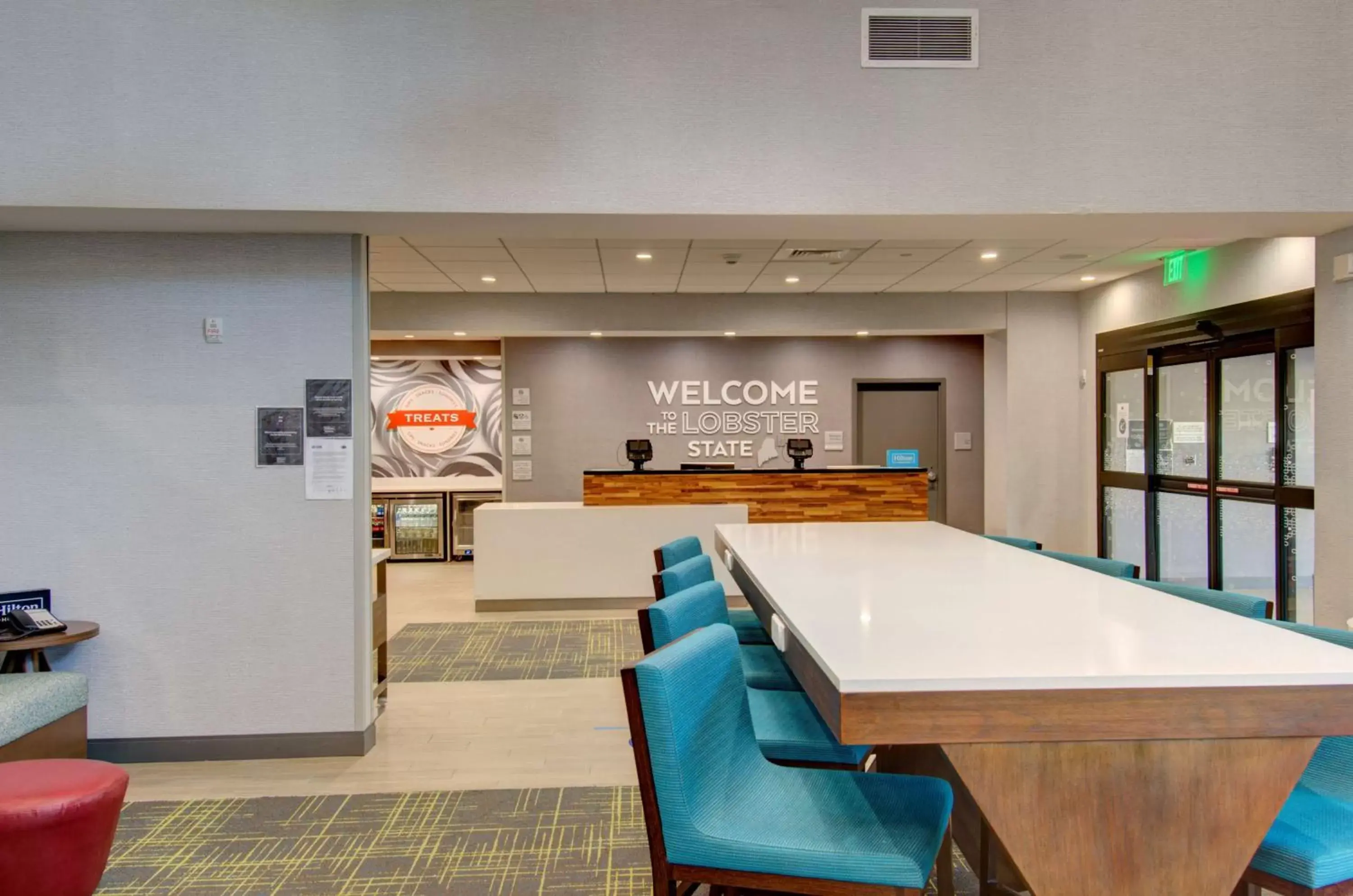 Lobby or reception in Hampton Inn & Suites Portland West