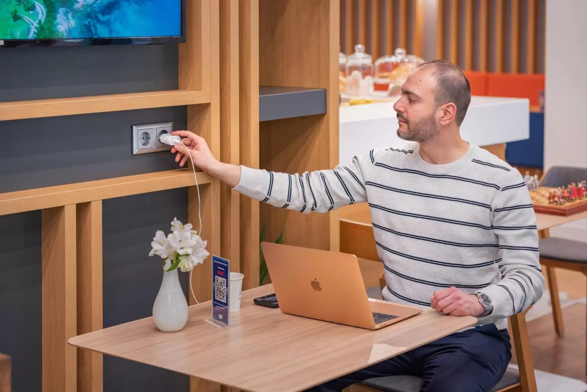 Property building in Holiday Inn Express - Yerevan by IHG Property building in Holiday Inn Express - Yerevan by IHG