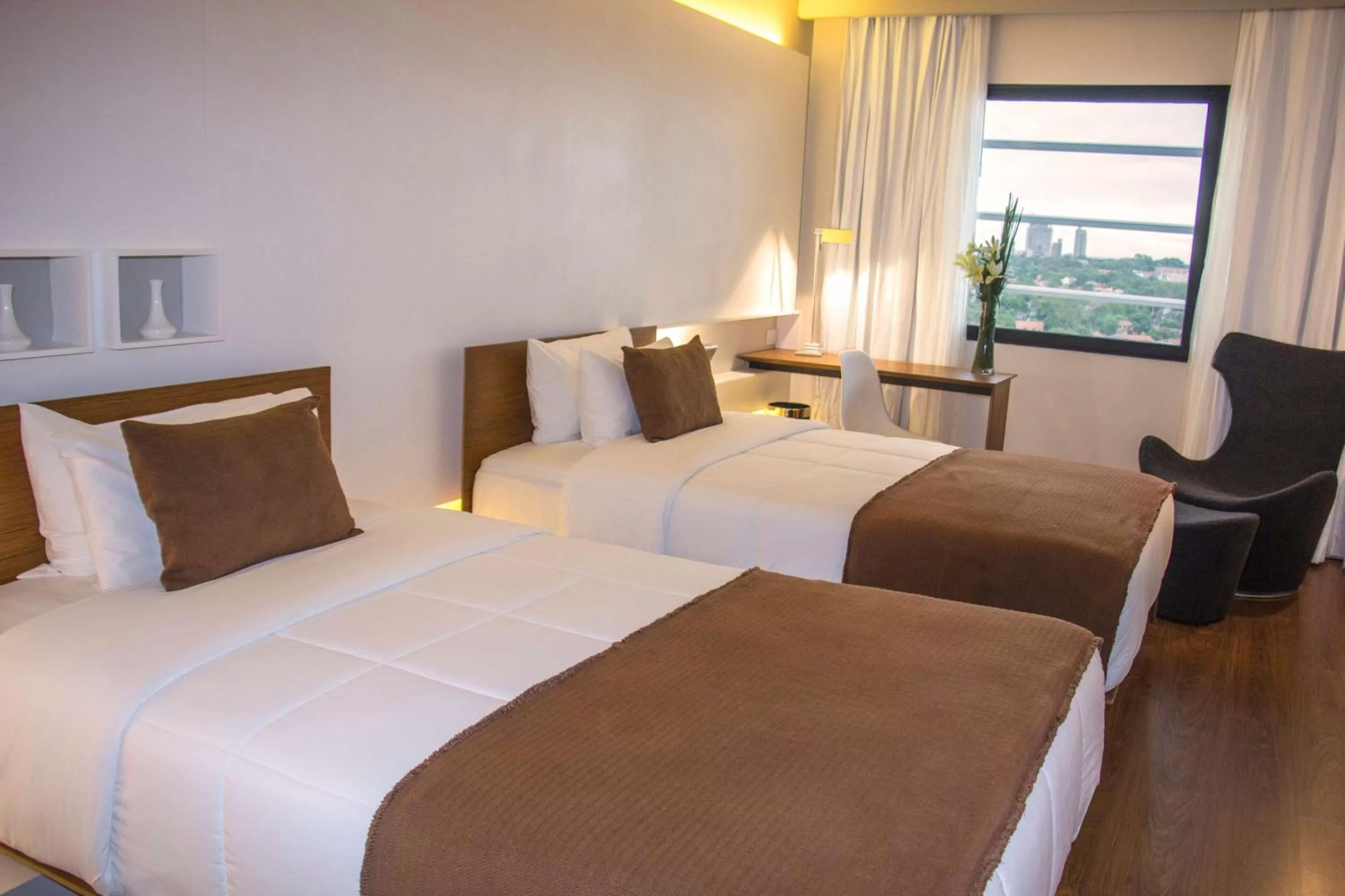 Photo of the whole room, Bed in Esplendor by Wyndham Asuncion