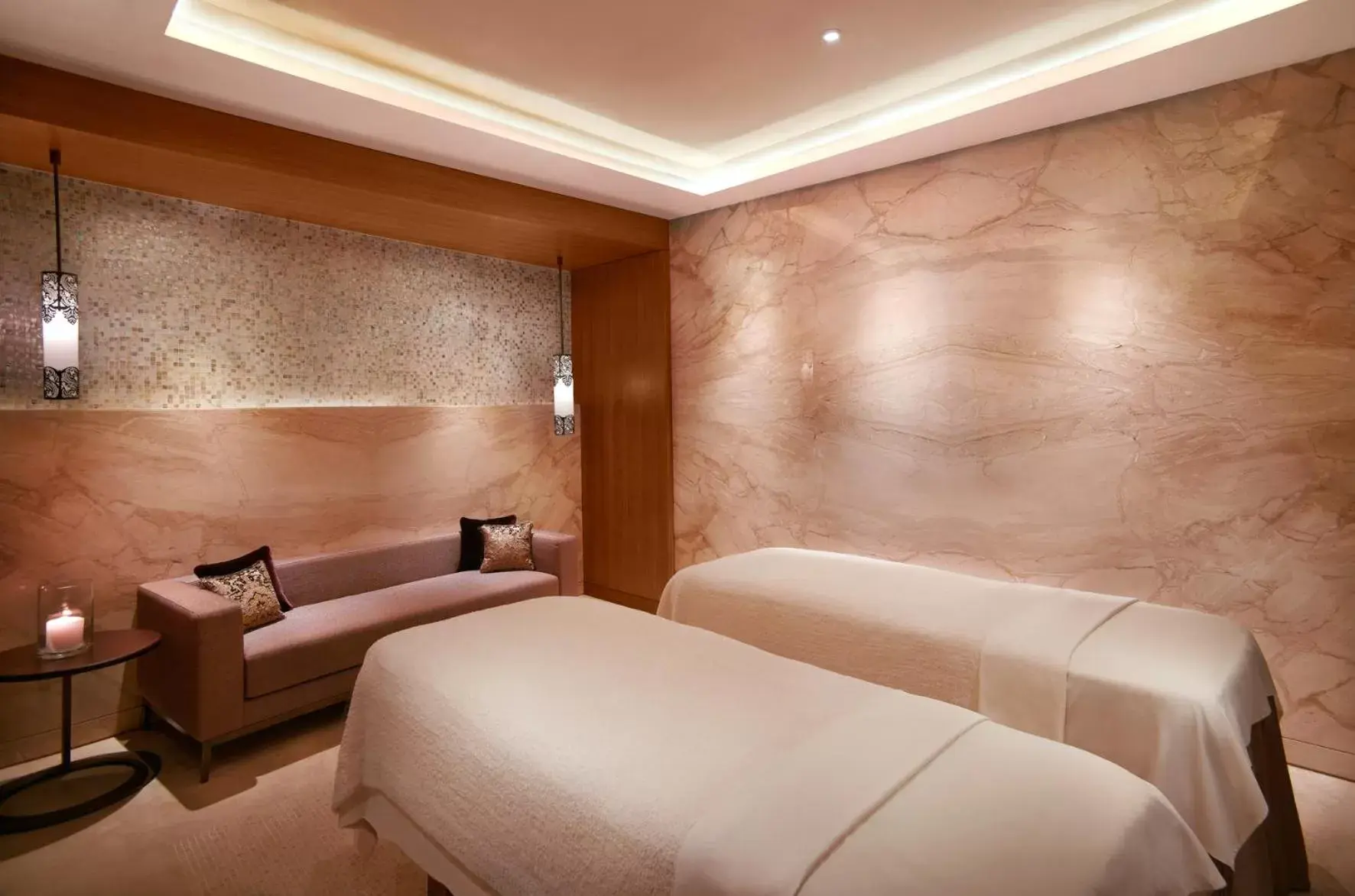 Spa and wellness centre/facilities, Bed in Grand Hyatt Dubai