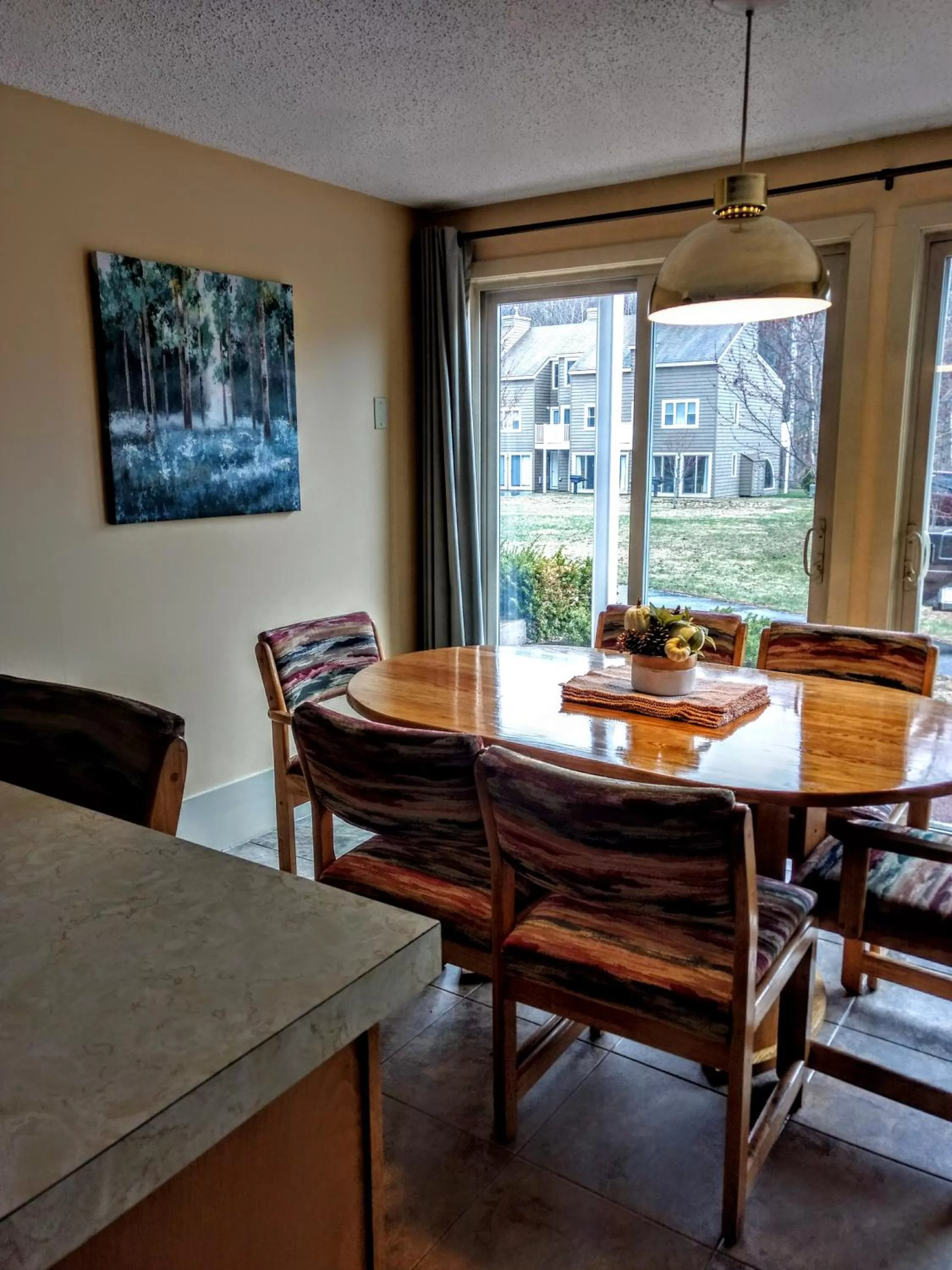 Patio, Dining Area in Cathedral Ledge Resort