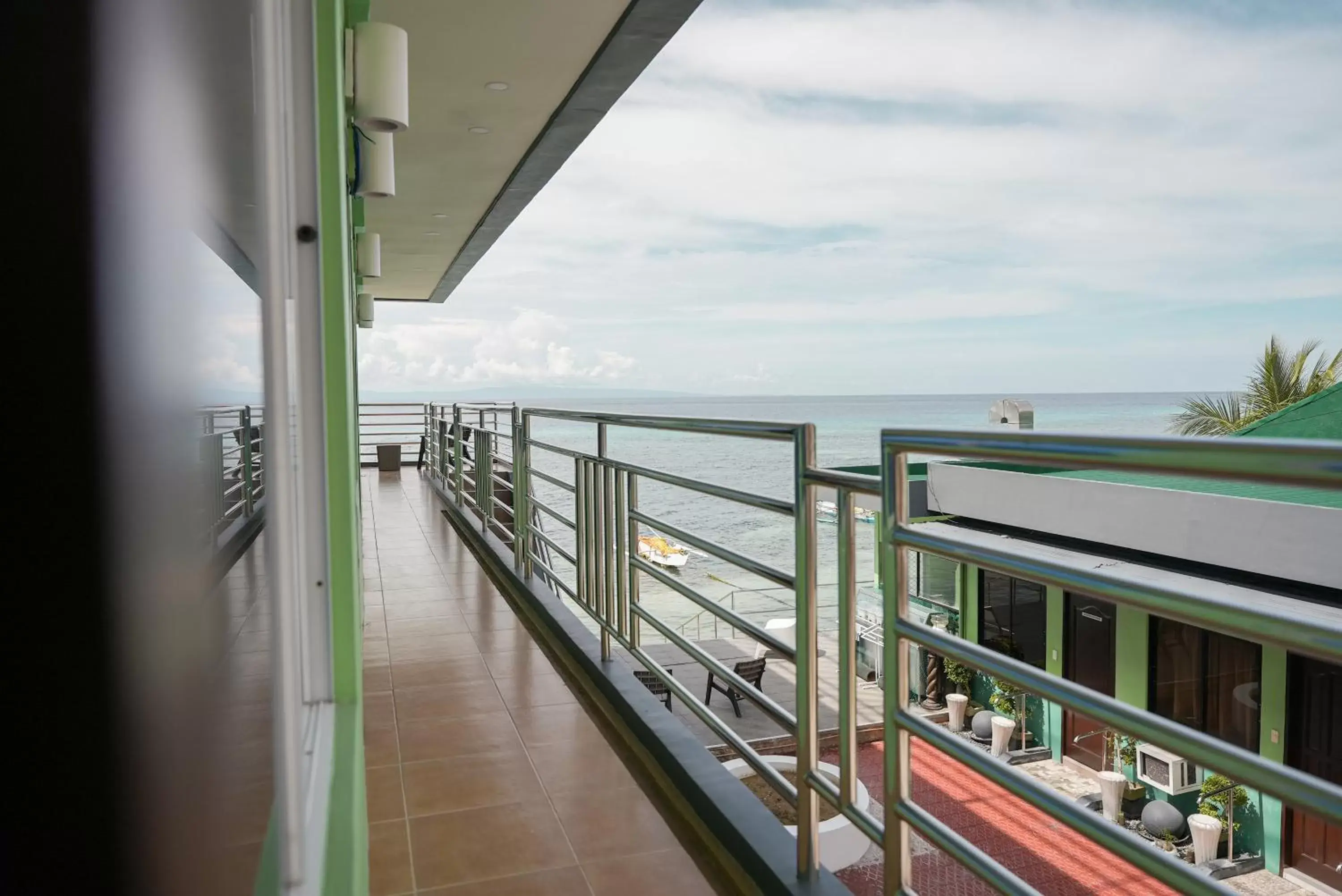Sea view, Balcony/Terrace in GT Seaside Inn