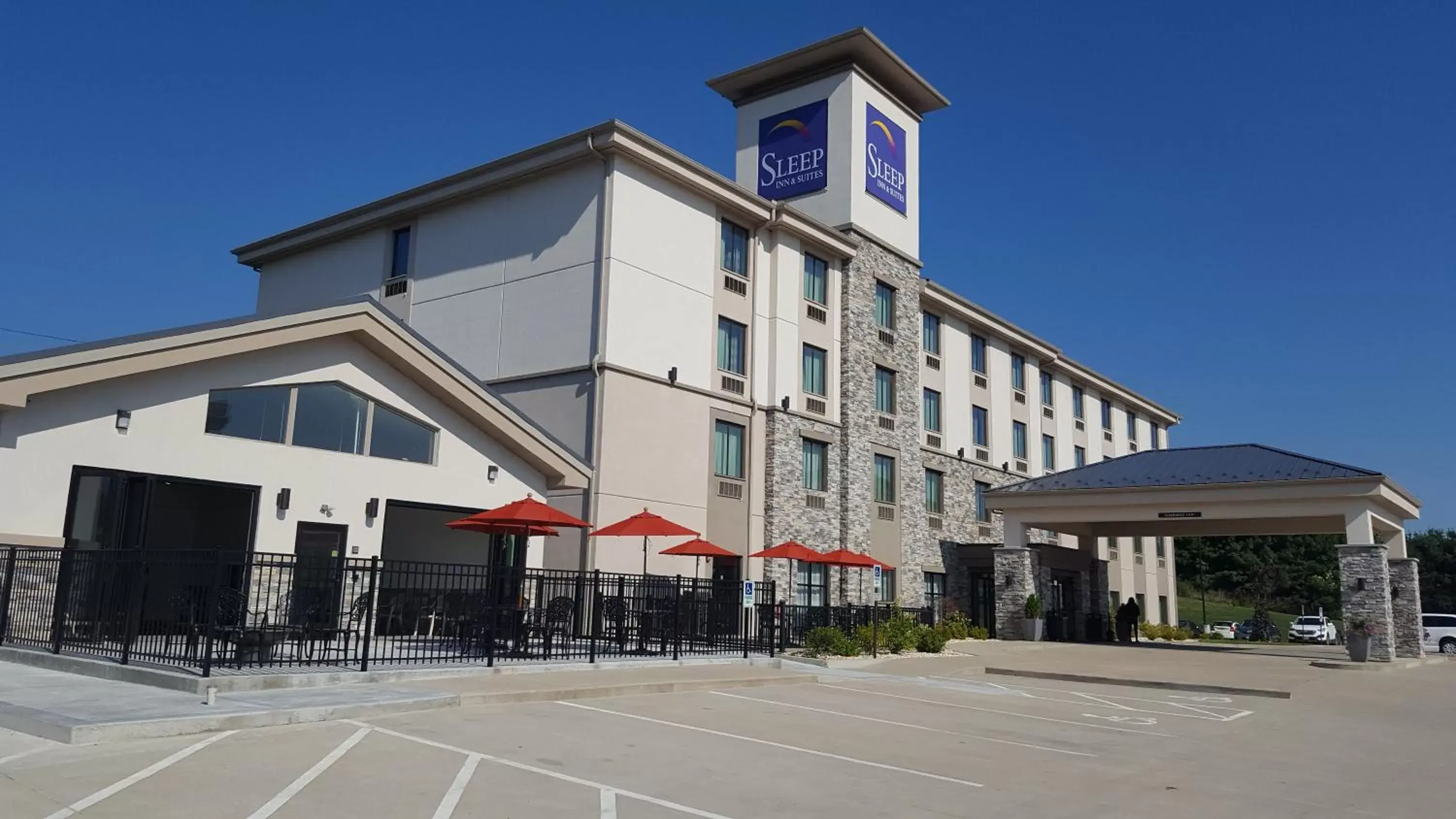 Facade/entrance in Sleep Inn & Suites Belmont - St. Clairsville