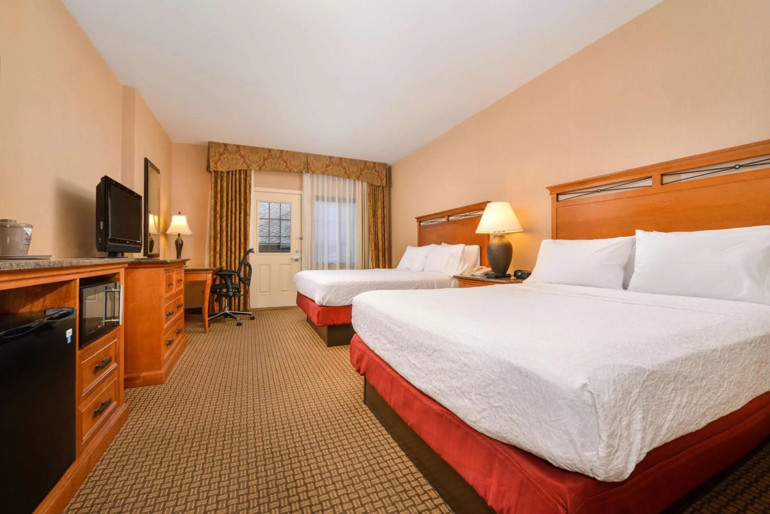 Bed in Hampton Inn and Suites Coeur d'Alene