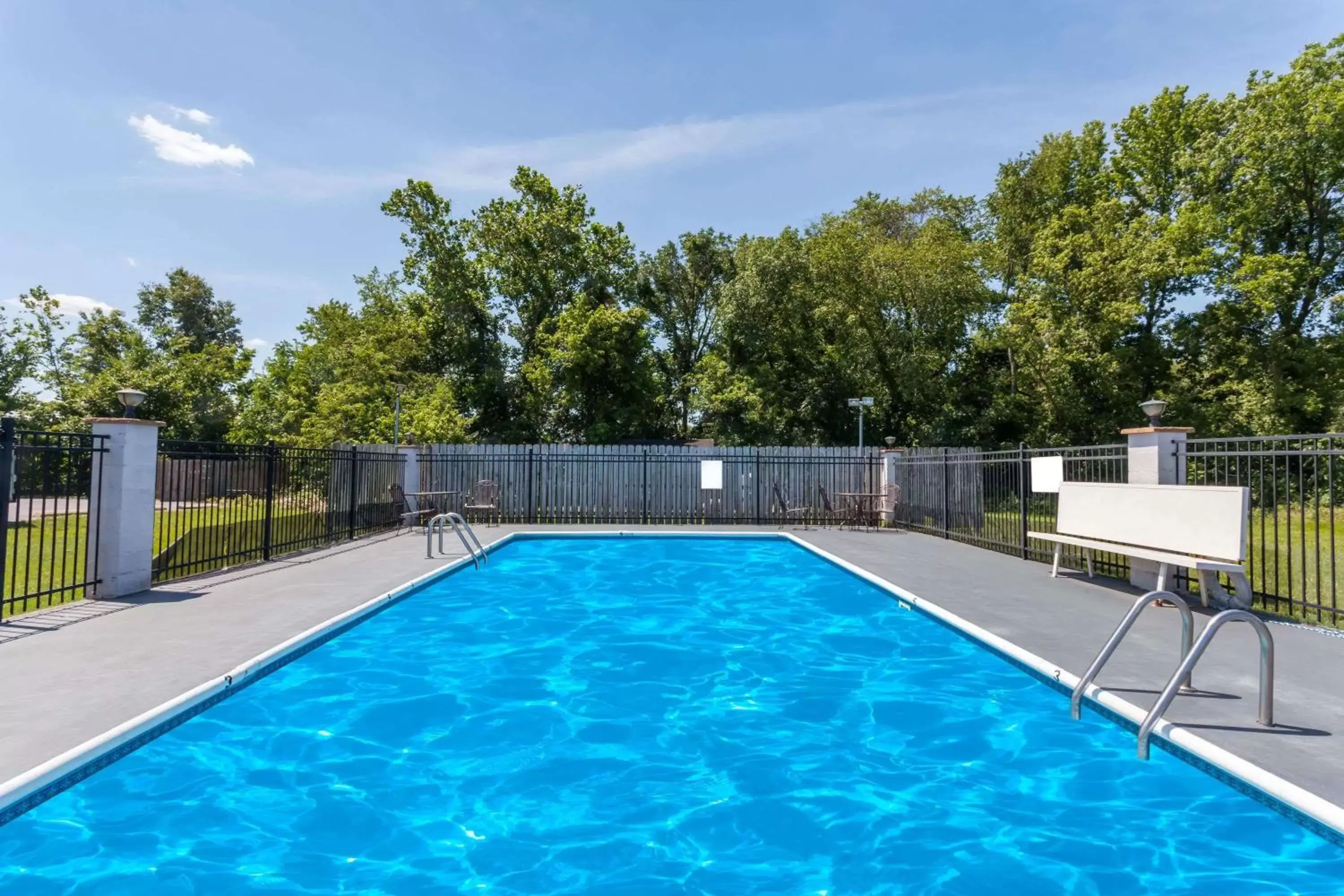 On site, Swimming Pool in Days Inn by Wyndham Martin