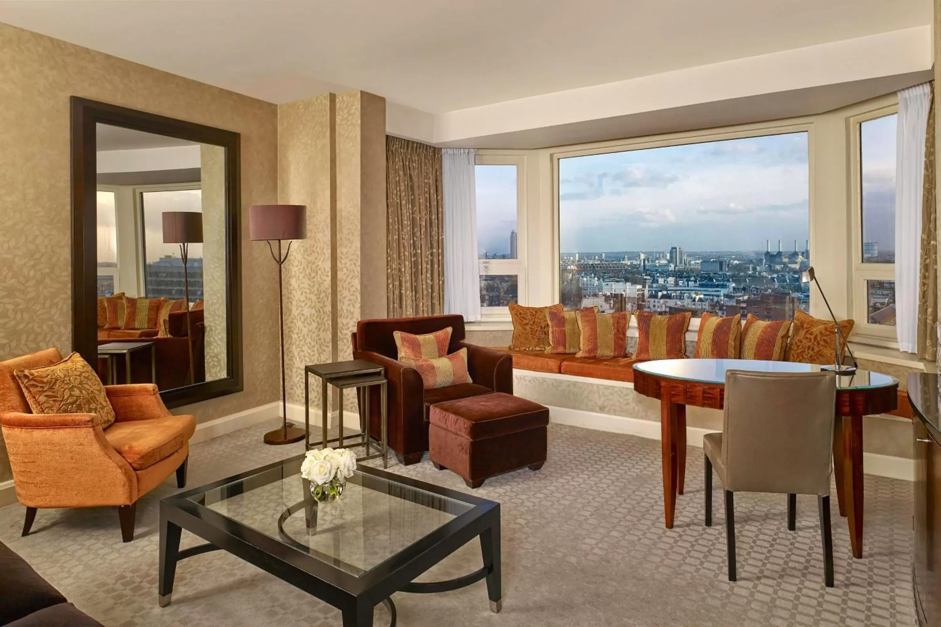Living room, Mountain View in The Park Tower Knightsbridge, a Luxury Collection Hotel, London