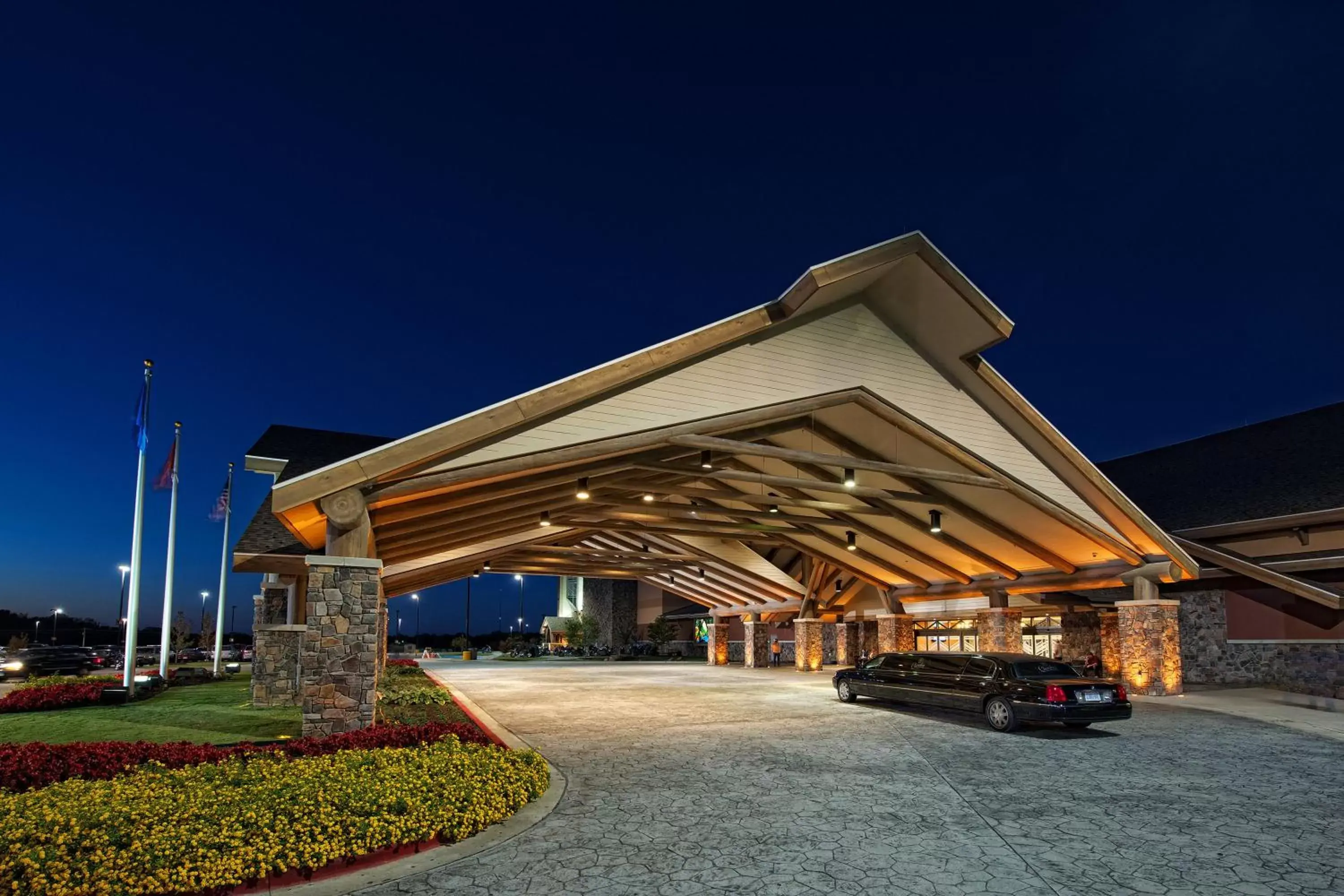 Facade/entrance, Property Building in Cherokee Casino West Siloam Springs Resort