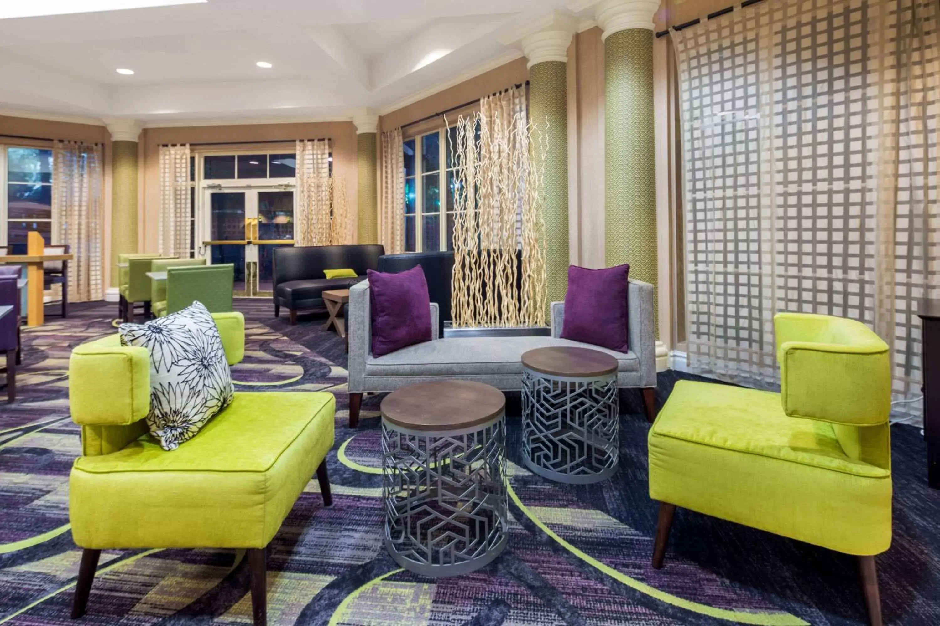 Lobby or reception, Seating Area in La Quinta by Wyndham Ft. Lauderdale Plantation