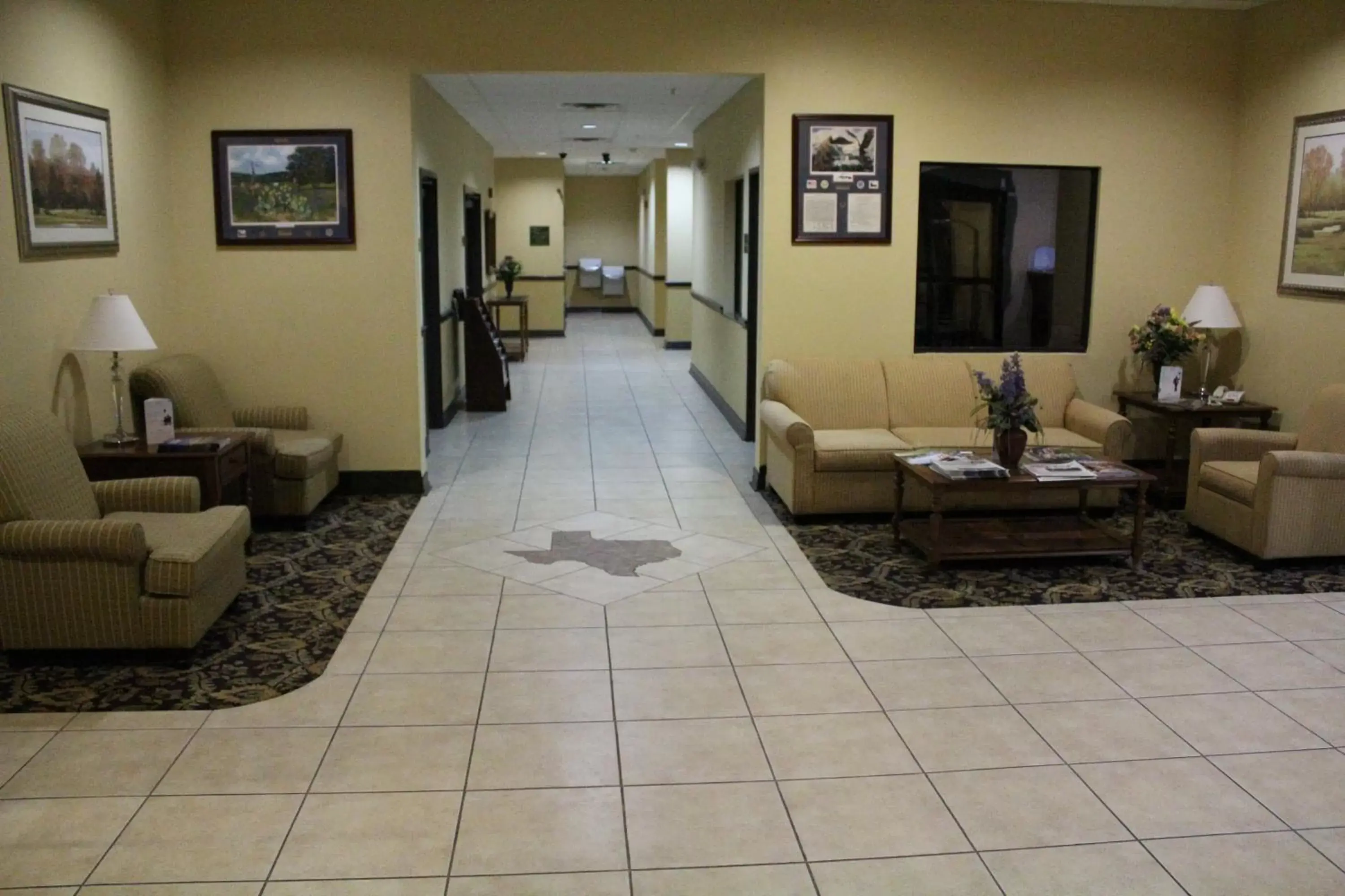 Lobby or reception, Lobby/Reception in Days Inn by Wyndham Salado