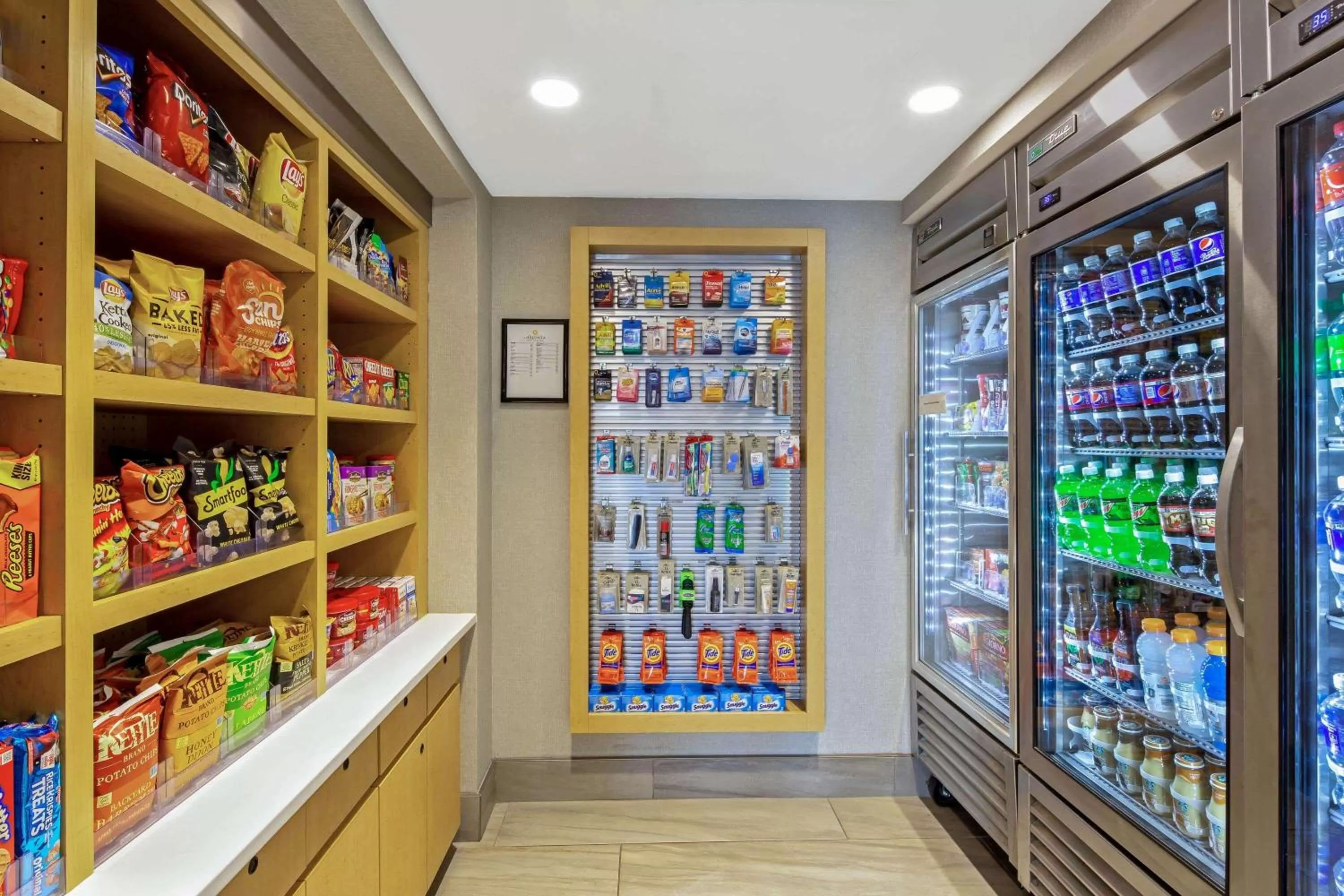 On site in La Quinta by Wyndham San Francisco Airport North - Free Airport Shuttle