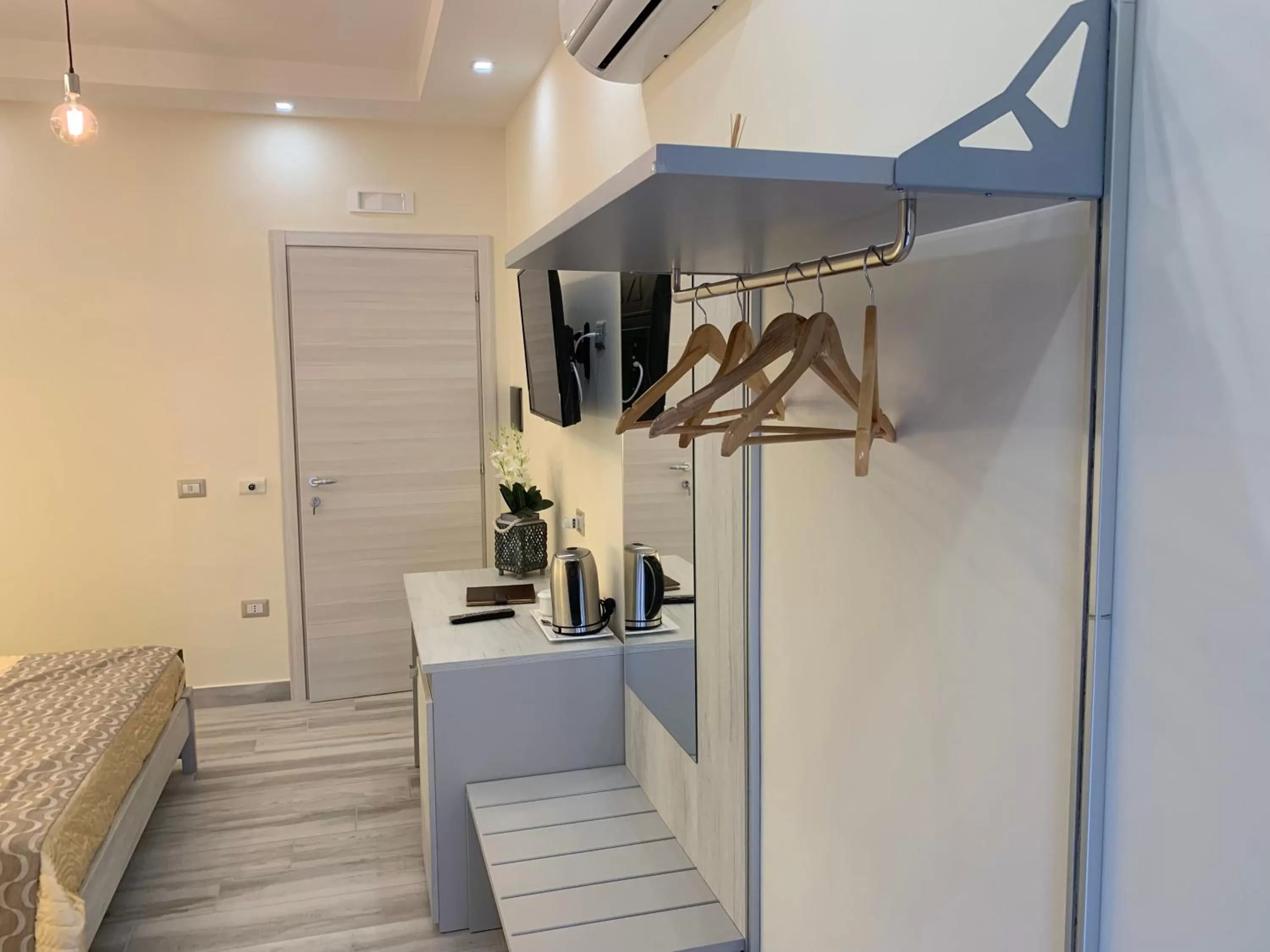 Bedroom, Kitchen/Kitchenette in B&B In Centro