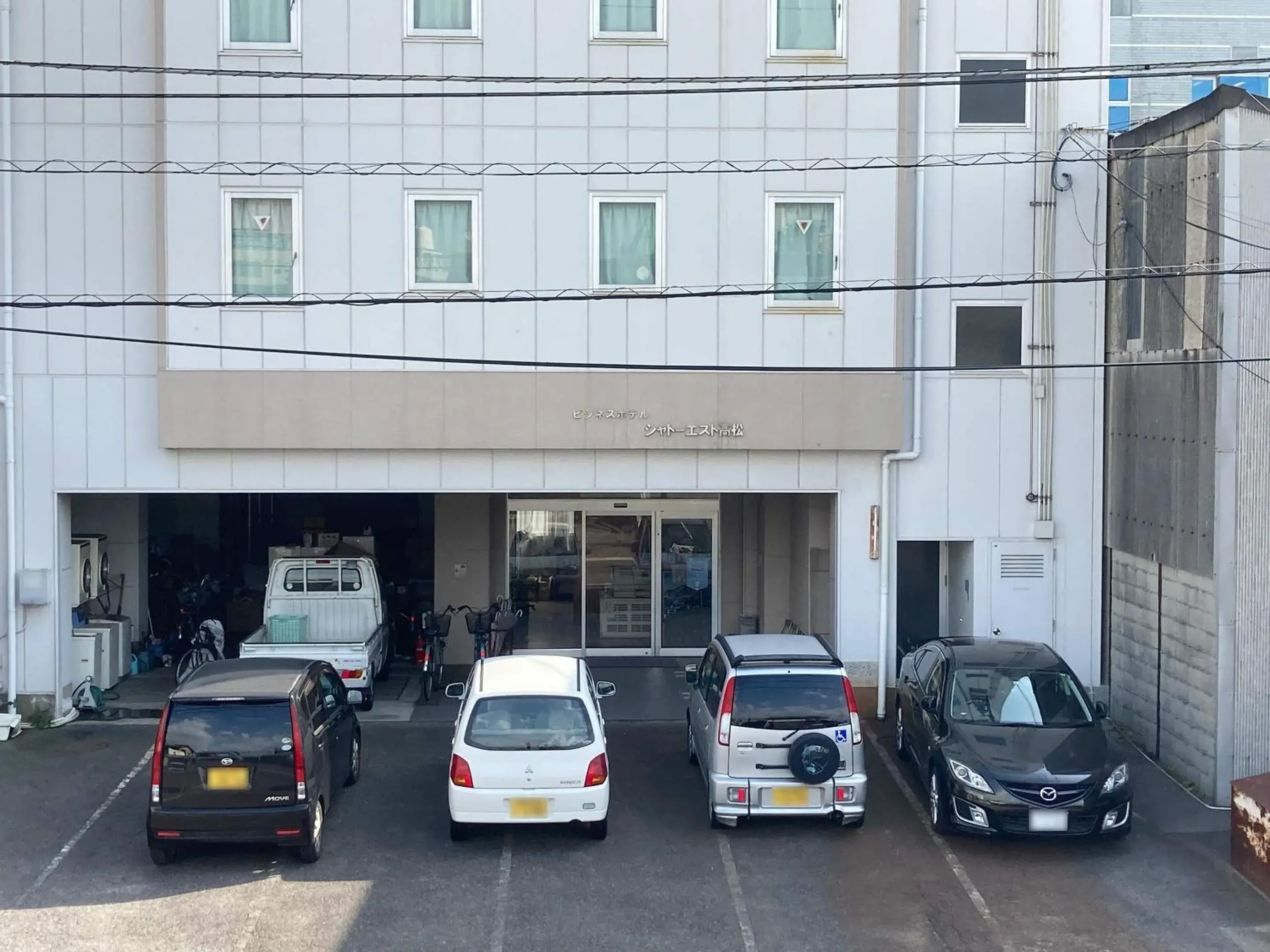 Parking, Property Building in Business Hotel Chateau Est Takamatsu