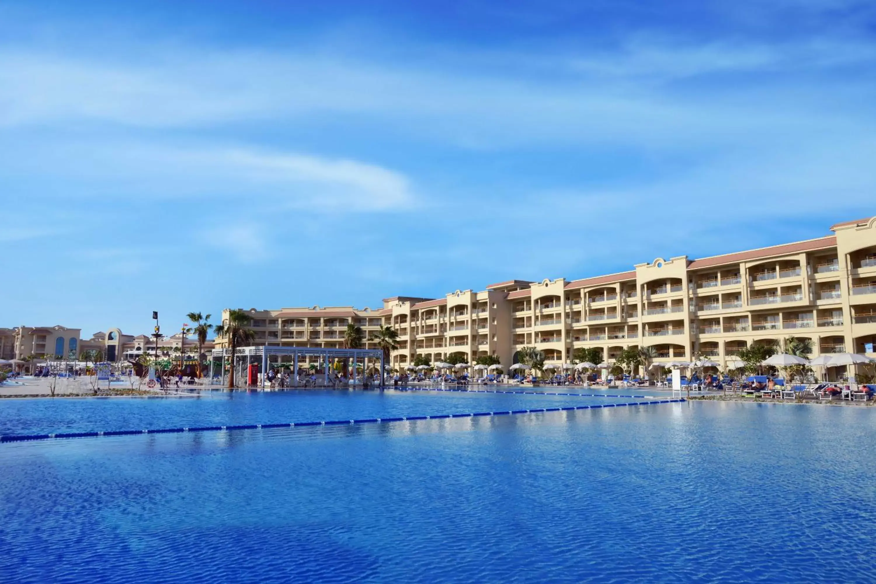 Swimming pool in Pickalbatros White Beach Resort - Hurghada