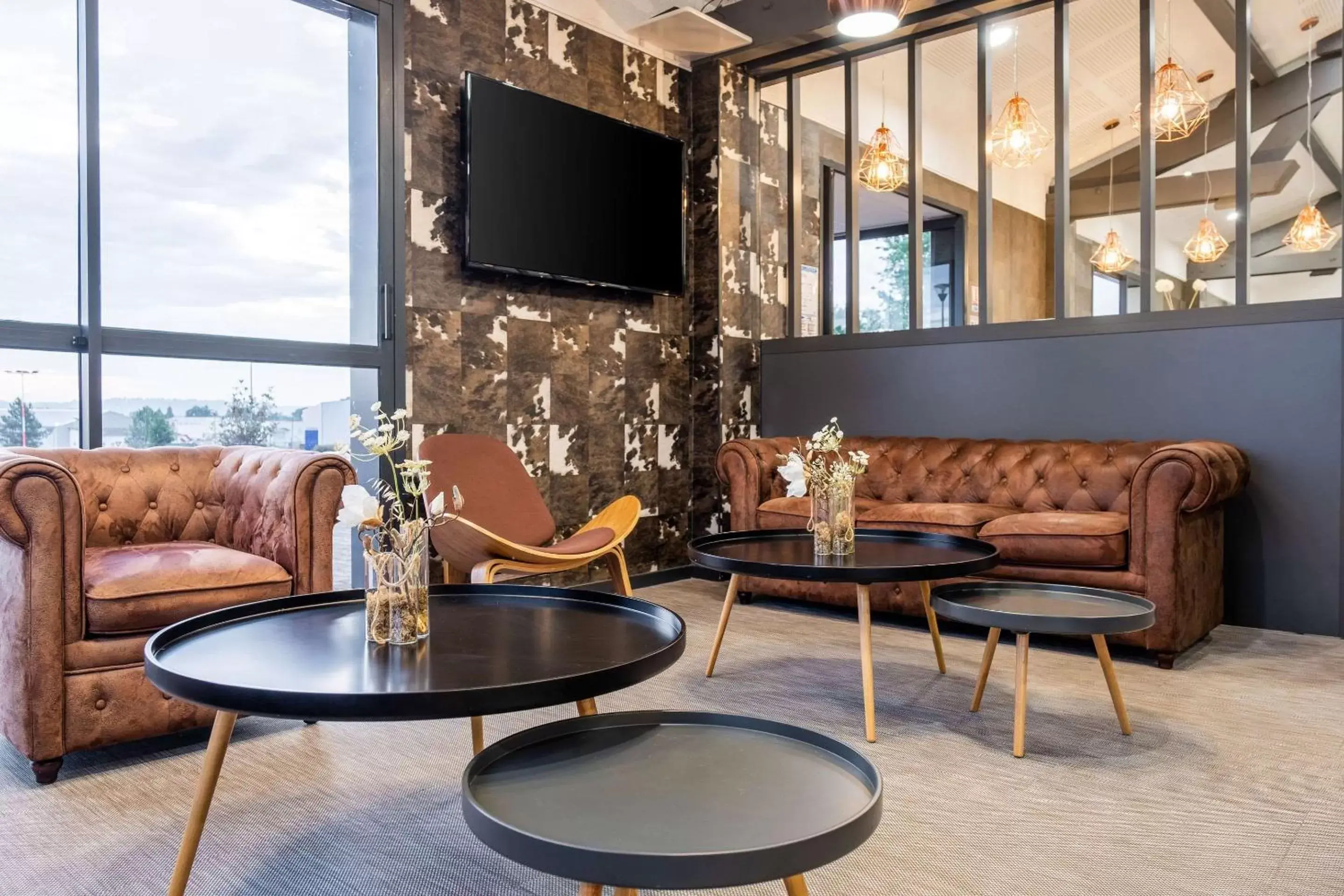 Lobby or reception in Best Western Hôtel Agen Le Passage, Agen Sud Lobby or reception in Best Western Hôtel Agen Le Passage, Agen Sud