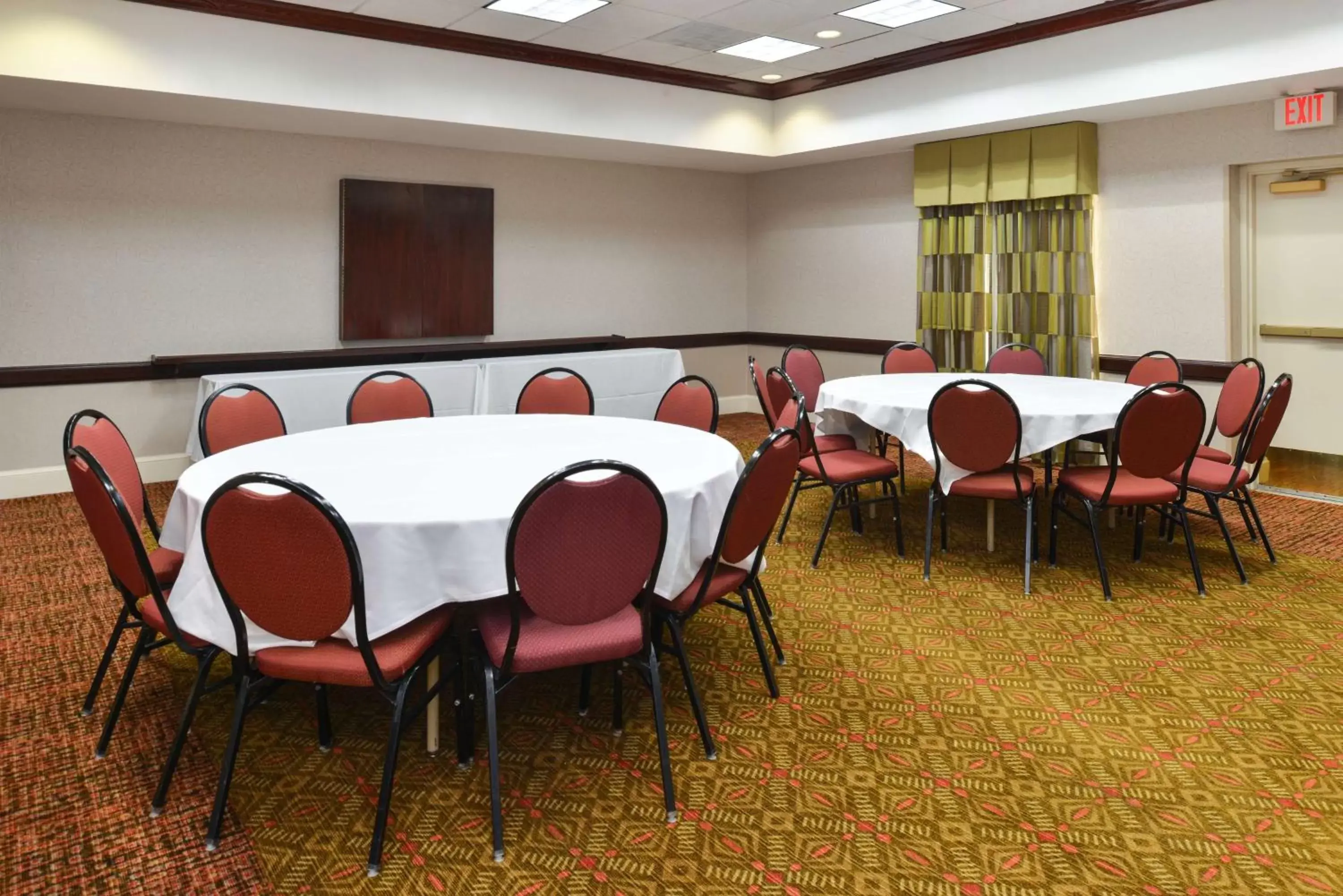 Meeting/conference room in Hampton Inn College Park