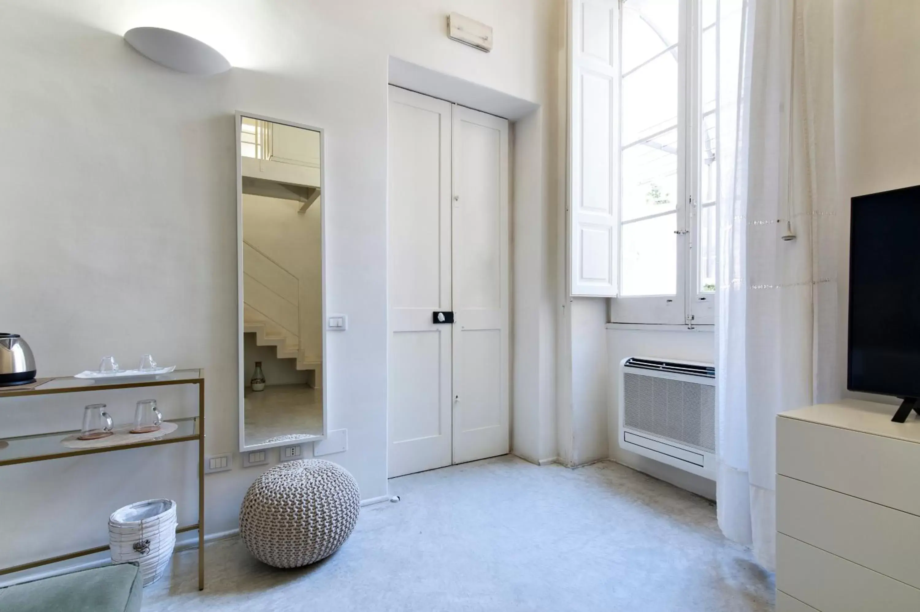 TV and multimedia, Bathroom in Casa di Lo Suites