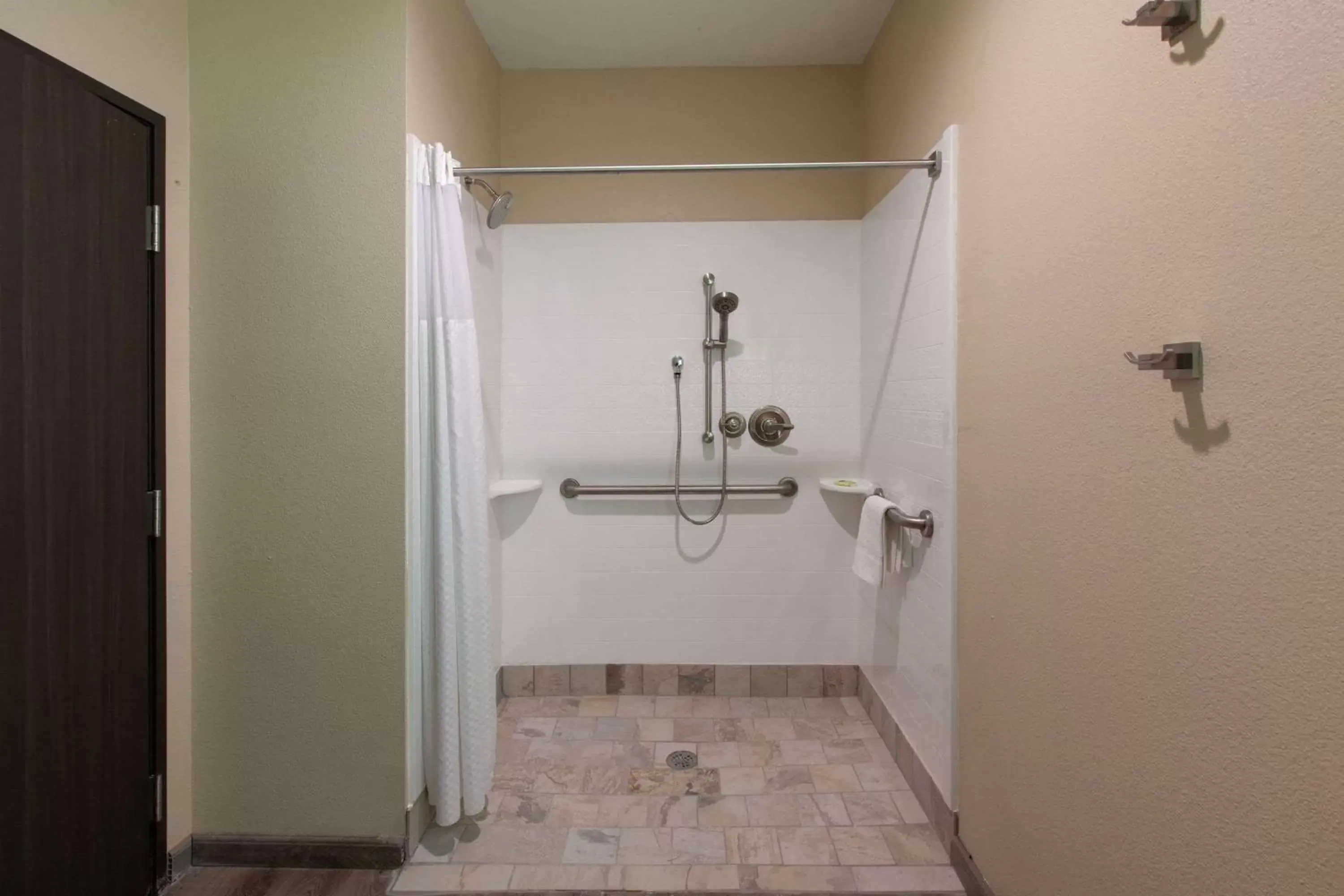 Shower, Bathroom in Hawthorn Suites By Wyndham Odessa