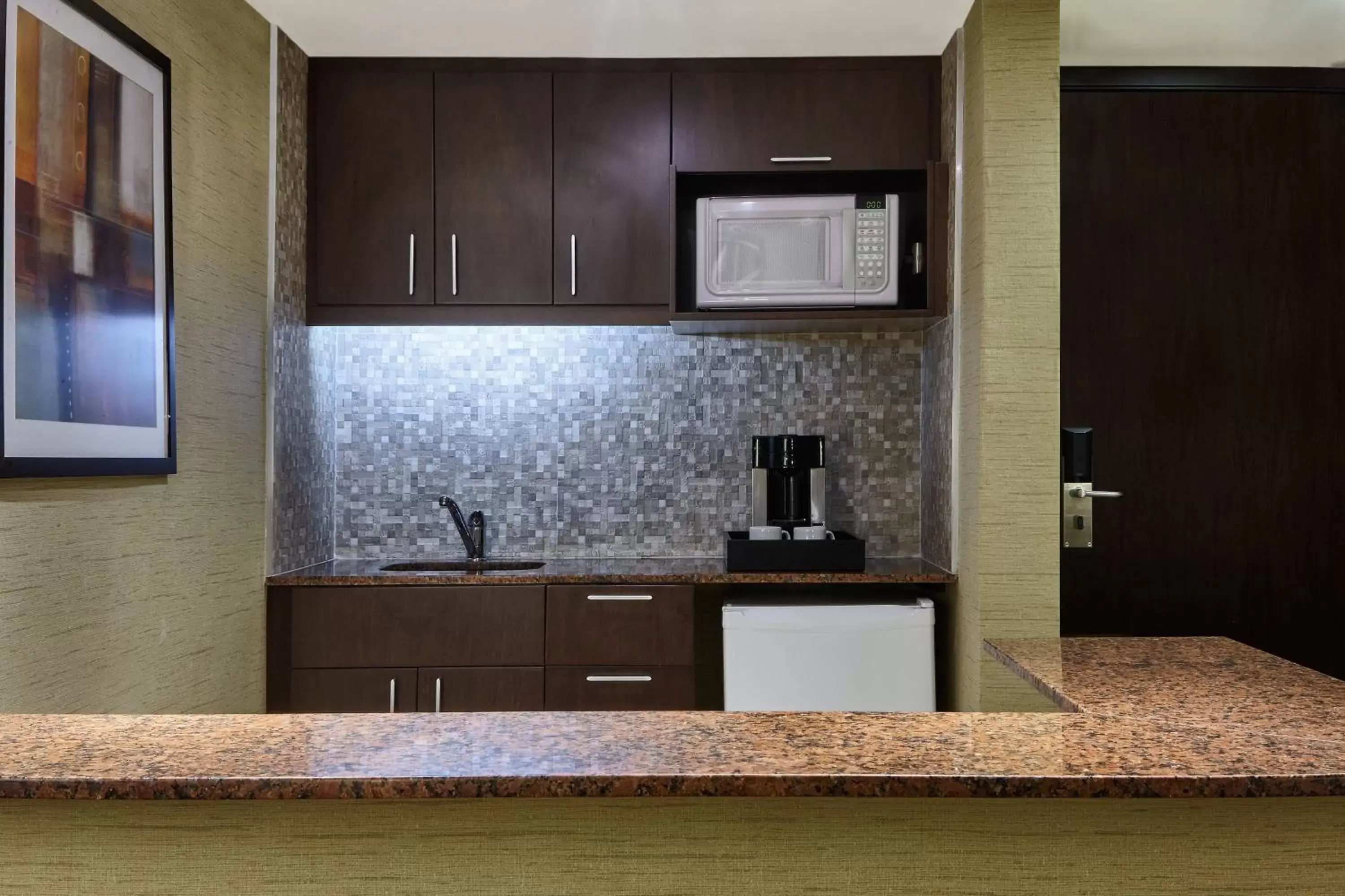 Photo of the whole room, Kitchen/Kitchenette in Sheraton Grand Rio Hotel & Resort