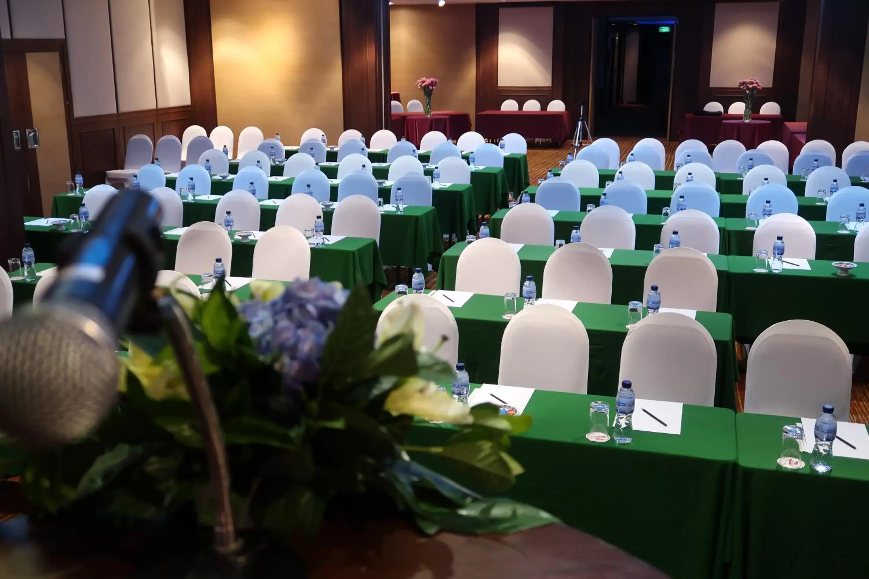 Meeting/conference room in Zenith Sukhumvit Hotel - SHA Extra Plus