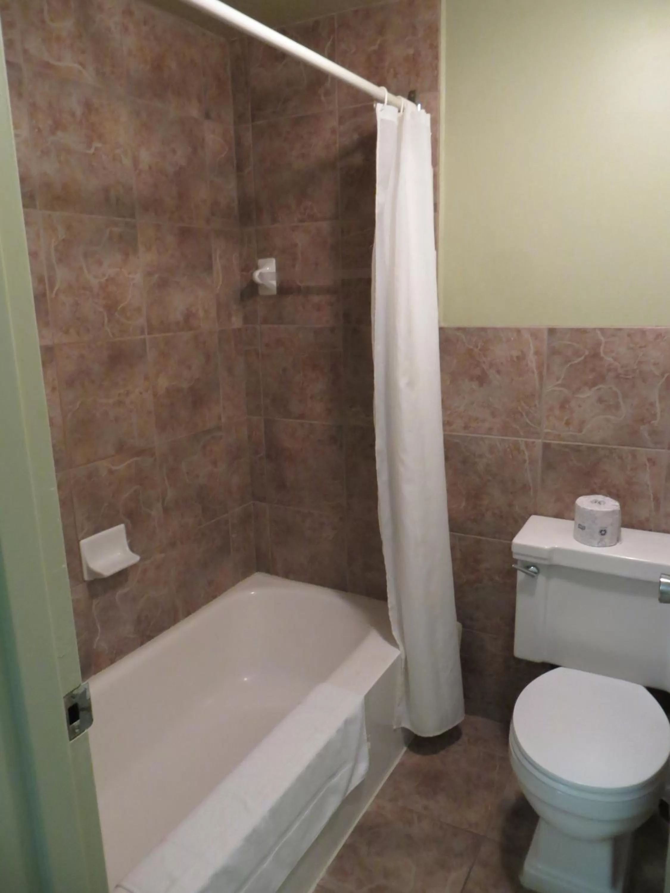 Bathroom in Hotel Le Voyageur