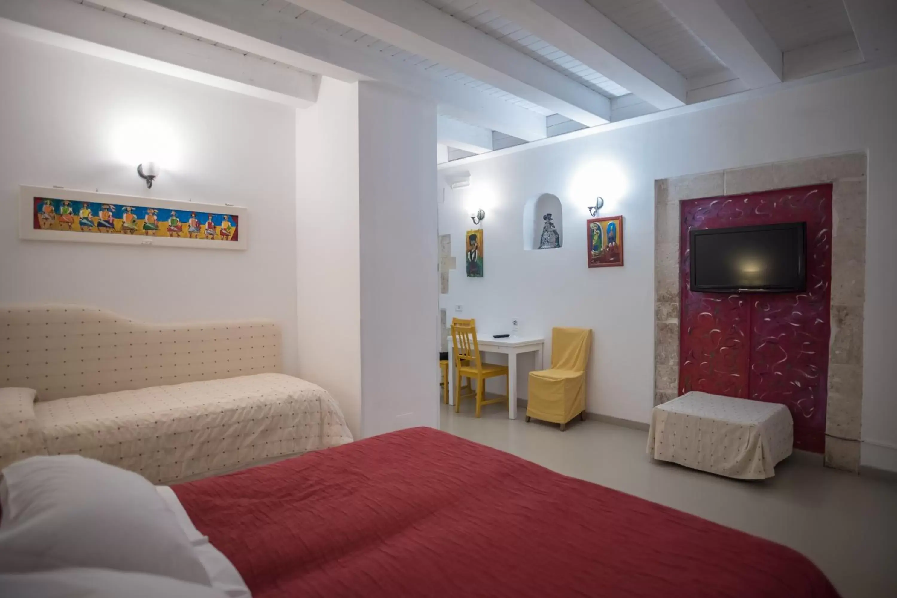 Communal lounge/ TV room, Bed in Aretusa Vacanze B&B