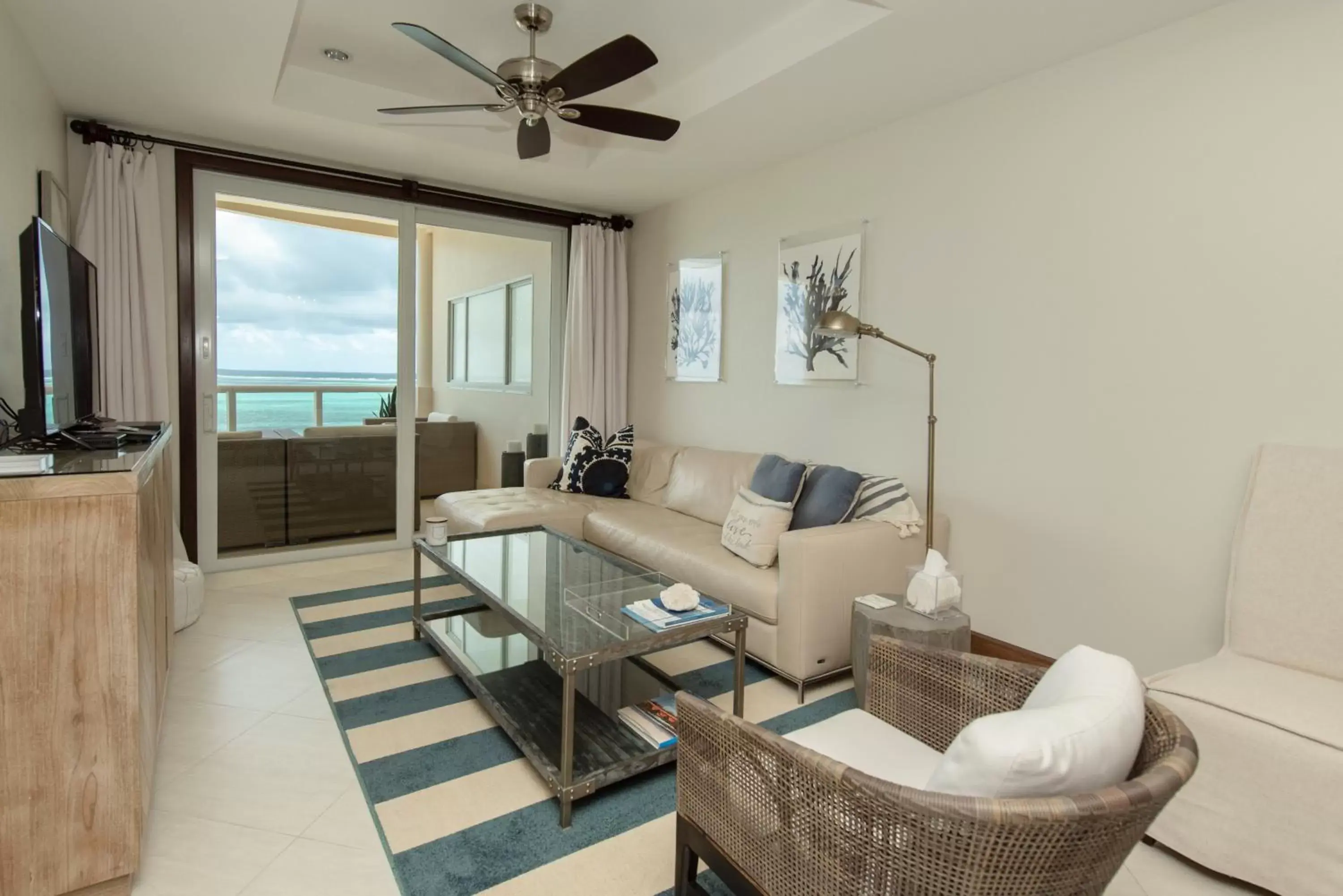 Living room, Seating Area in Grand Caribe Belize