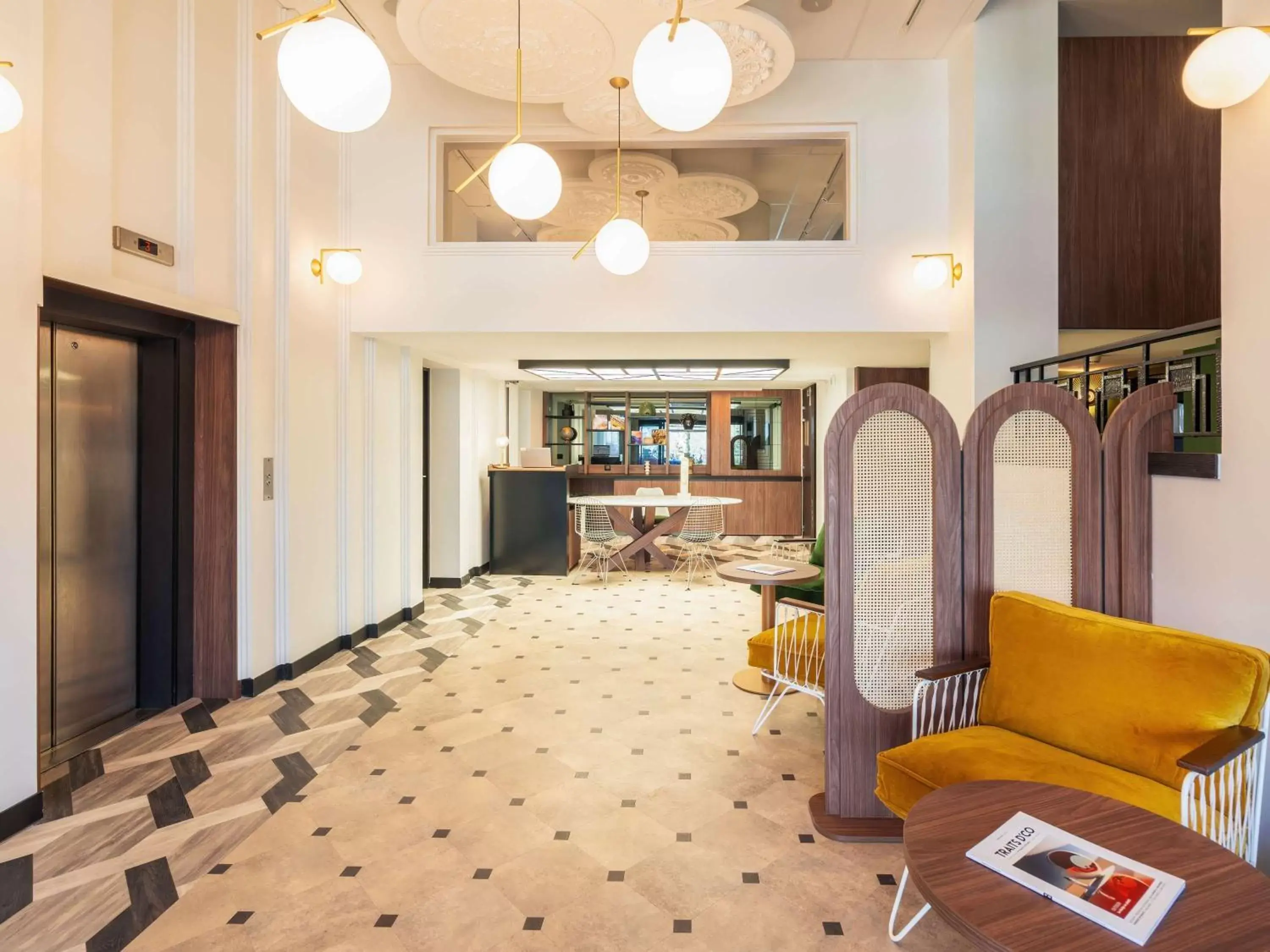 Property building, Lobby/Reception in Le Splendid Hotel Lac D'Annecy - Handwritten Collection