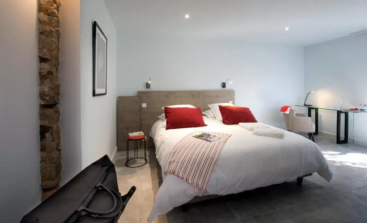 Bedroom, Bed in Manoir des Eperviers