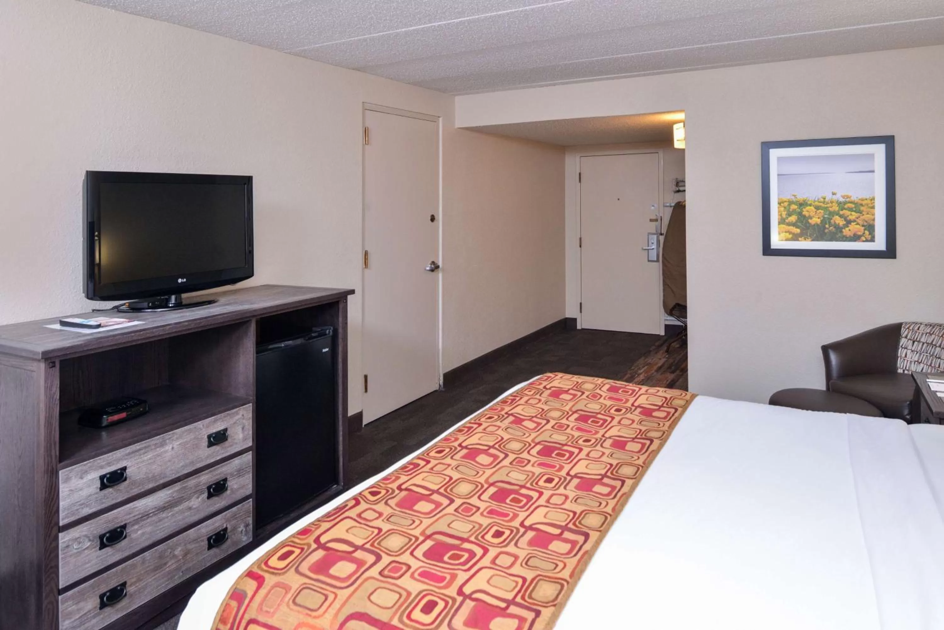 Photo of the whole room, Bed in Best Western Kelly Inn - Yankton