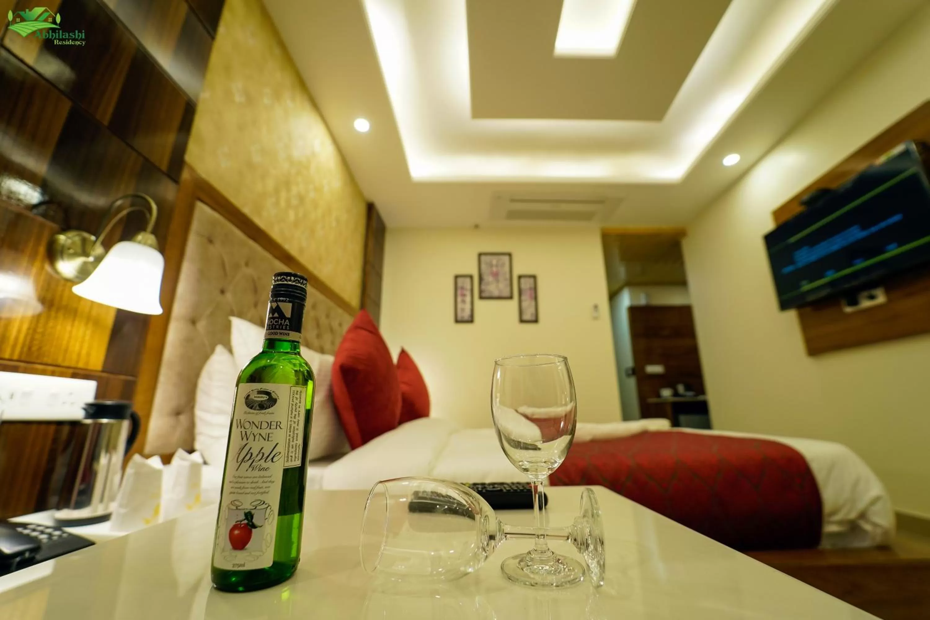 Living room in Abhilashi Residency & Spa - Centrally Heated & Air Cooled