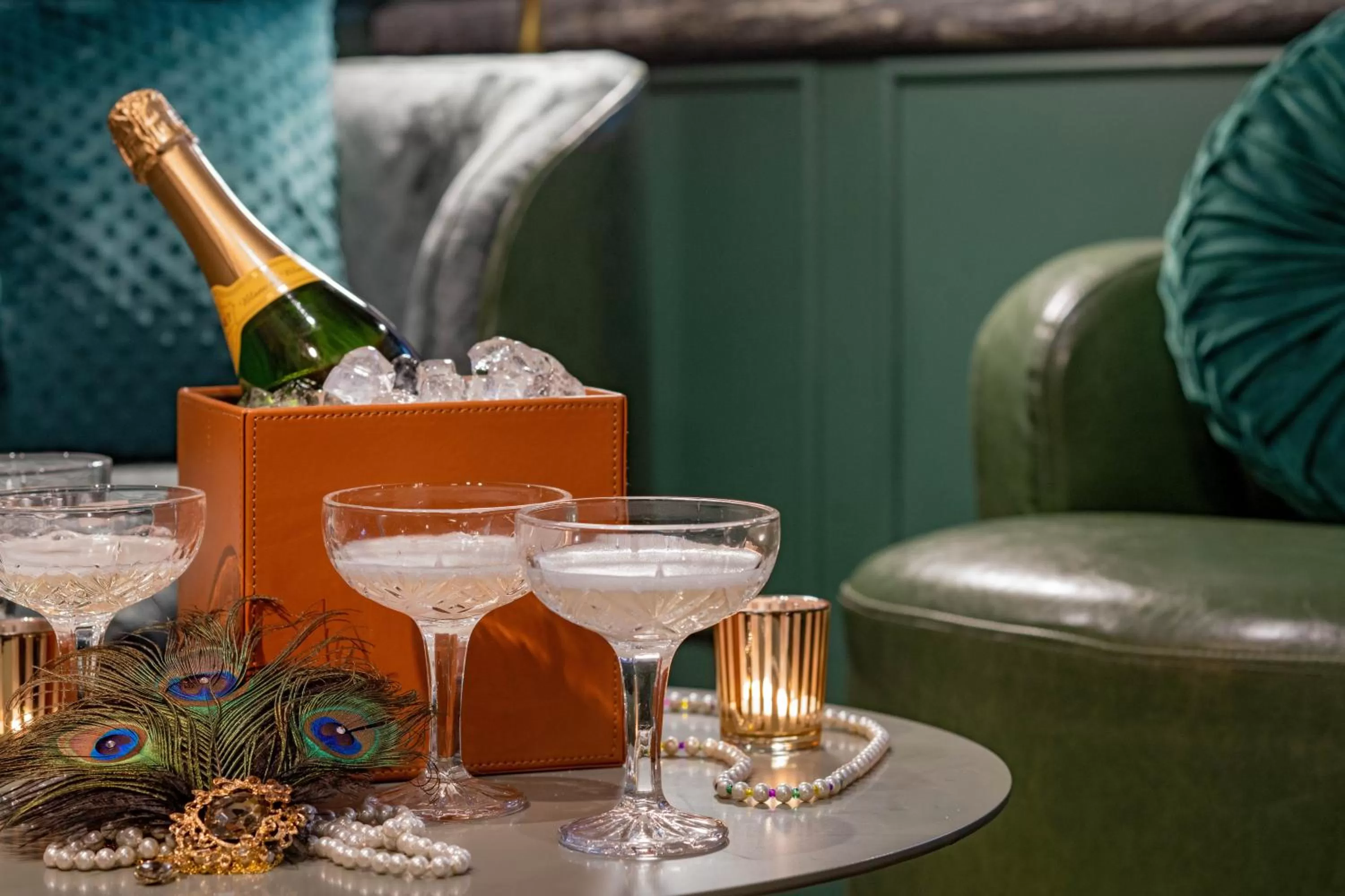 Drinks in Pelham Hotel