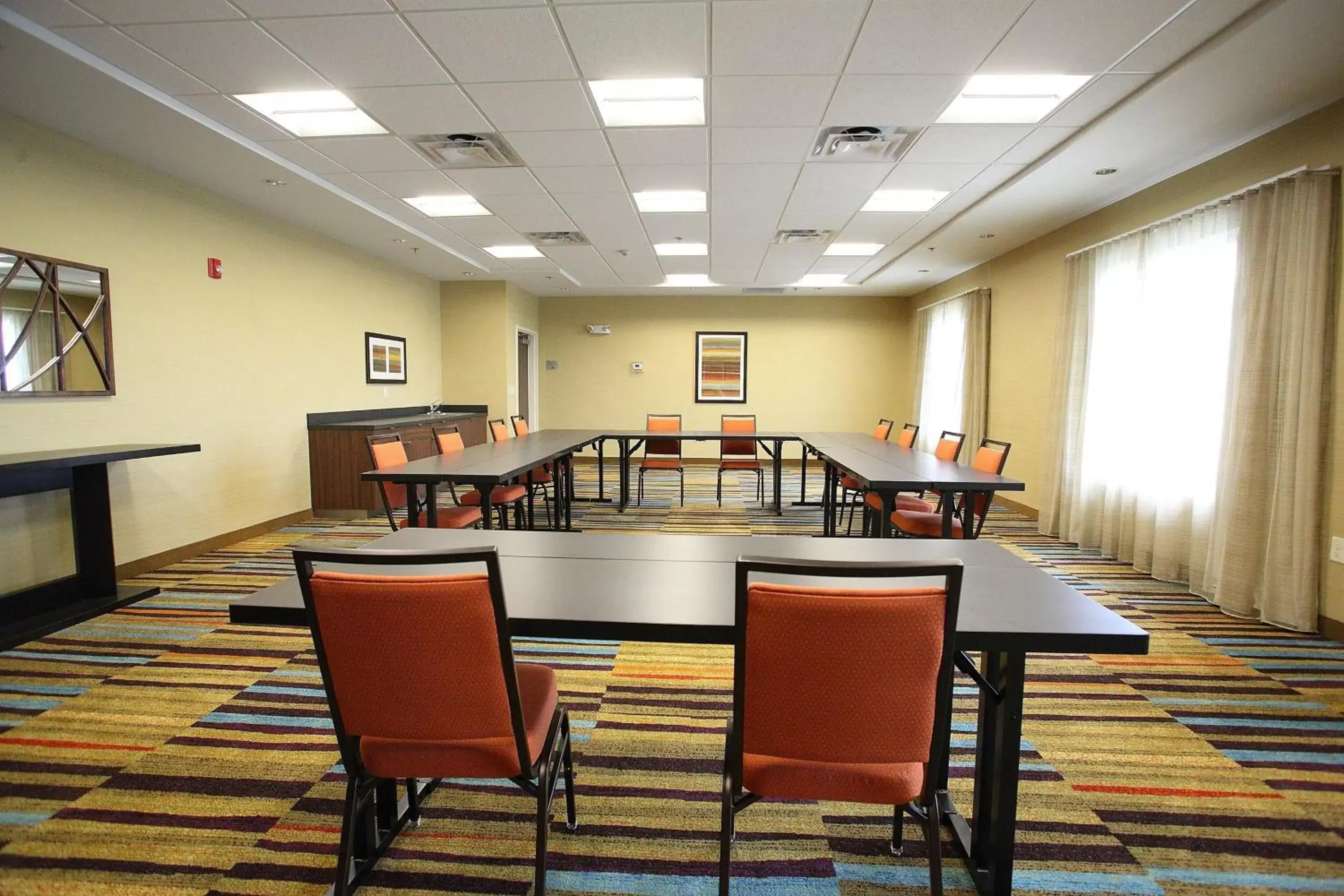 Meeting/conference room in Fairfield Inn & Suites by Marriott East Grand Forks