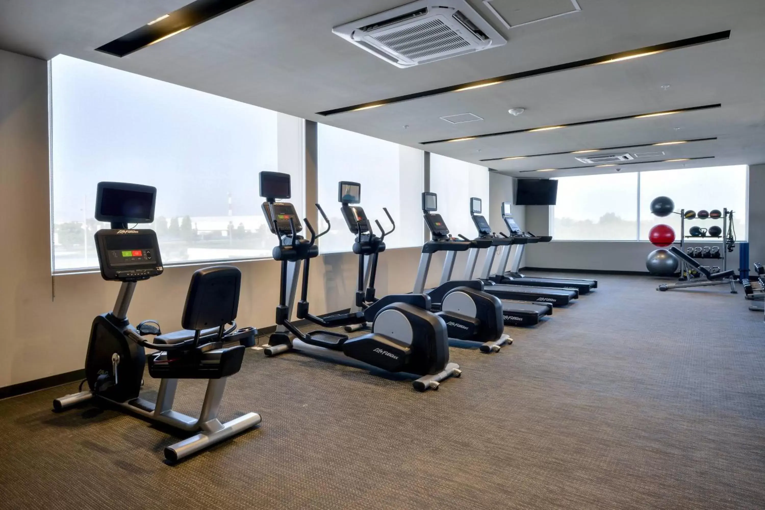 Fitness centre/facilities, Fitness Center/Facilities in Courtyard by Marriott San Luis Potosi, Los Lagos