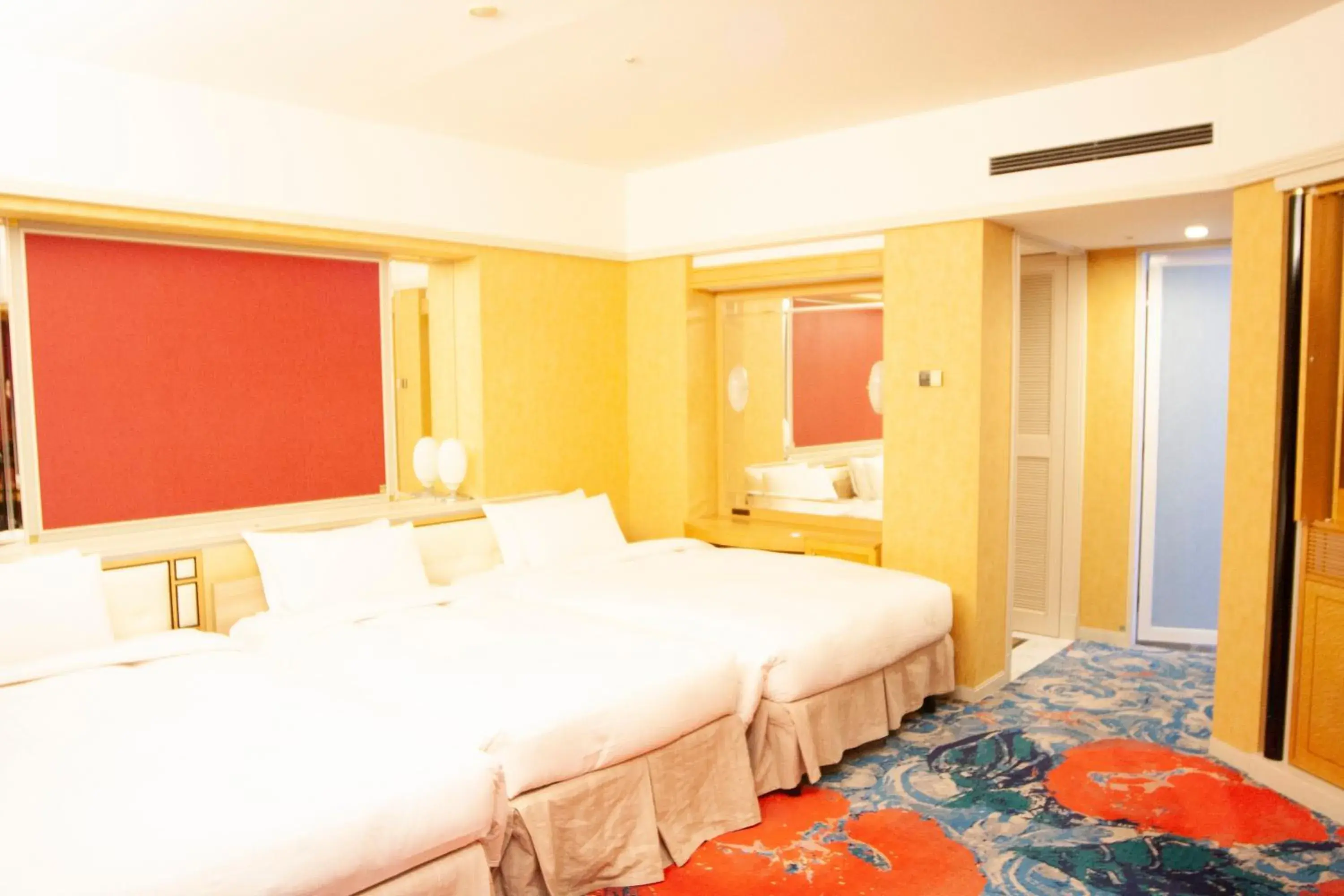 Bed in Hotel New Otani Makuhari