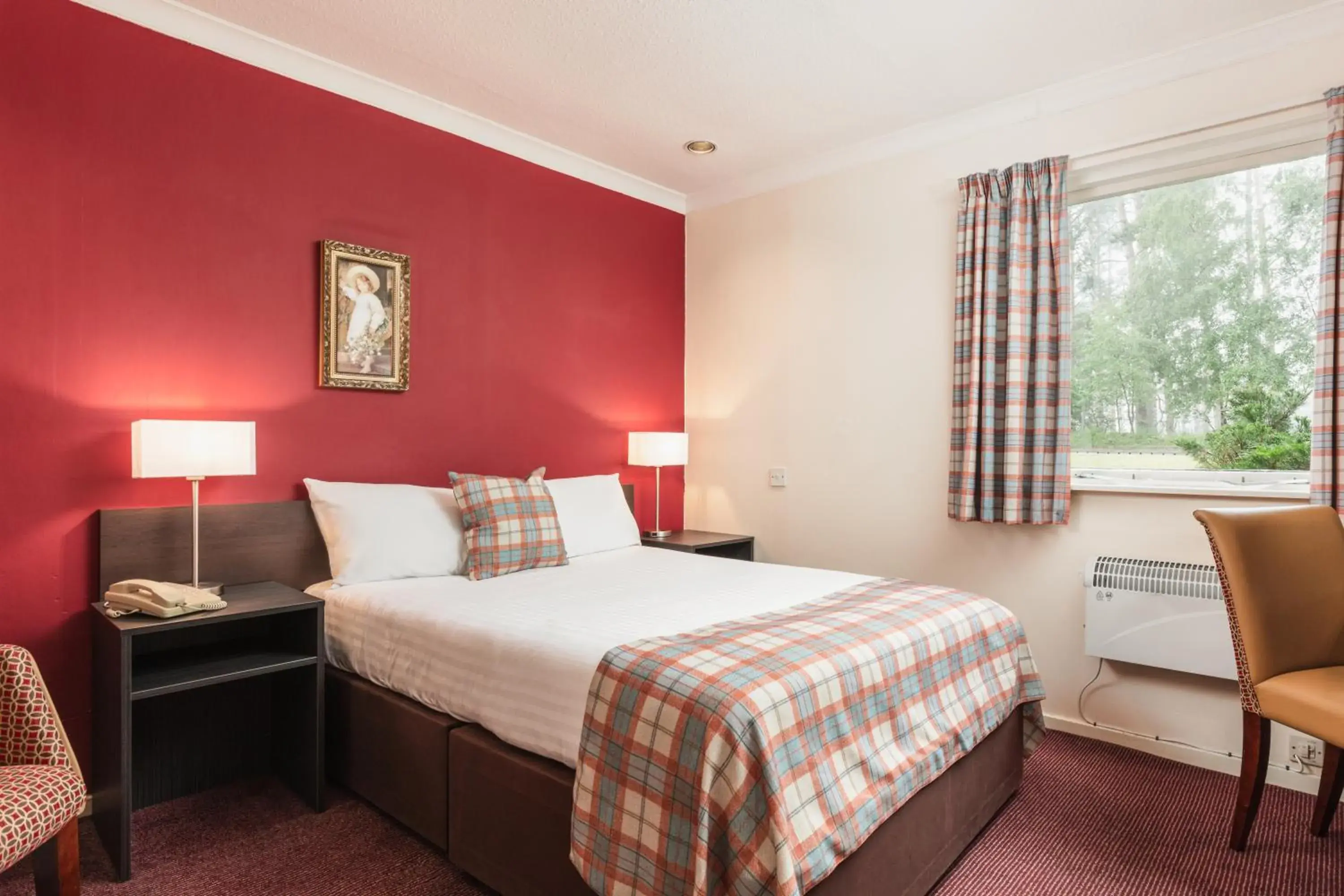 Bedroom, Bed in Highlander Hotel ‘A Bespoke Hotel’