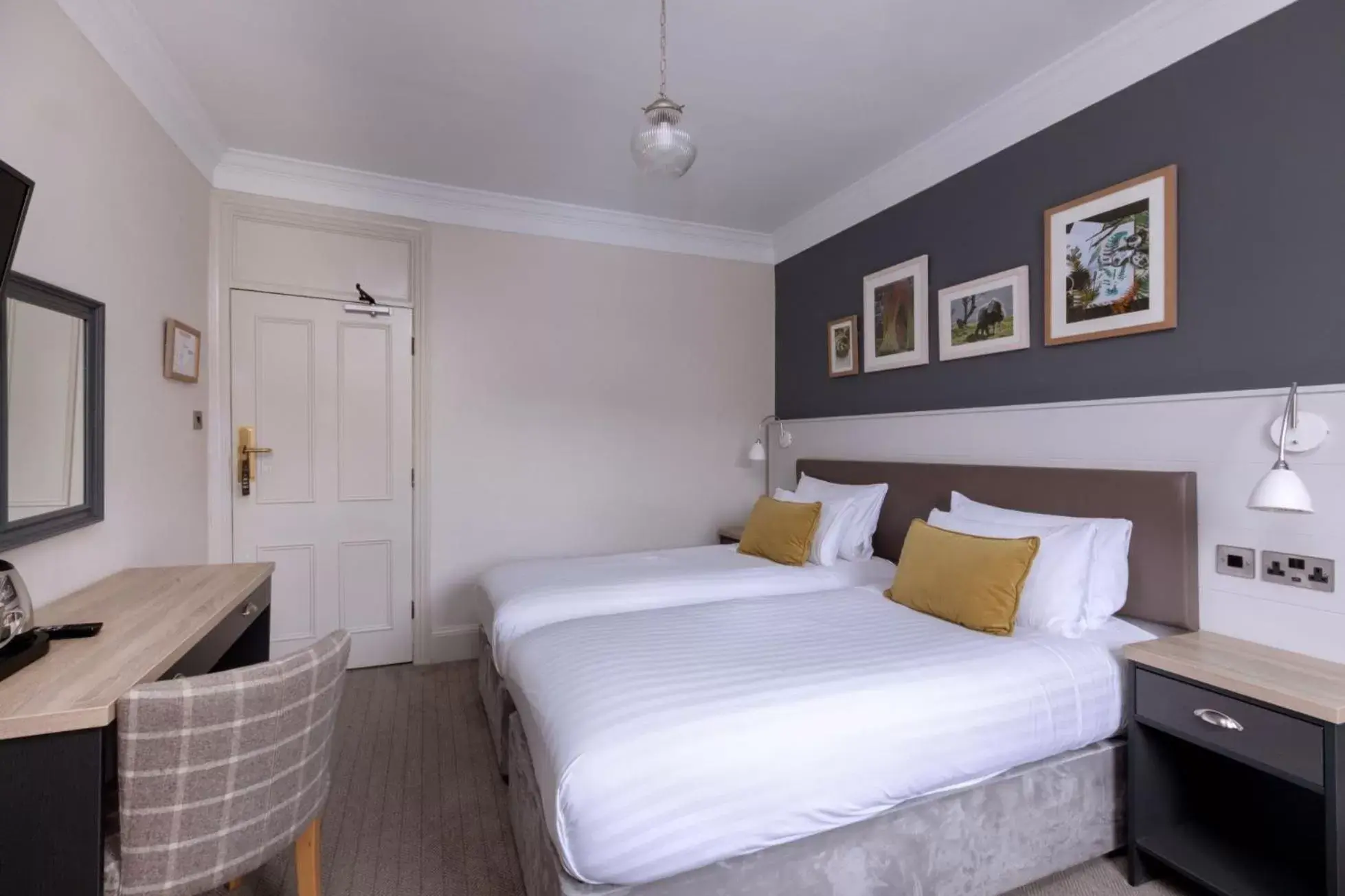 Bed in The Harrogate Inn - The Inn Collection Group