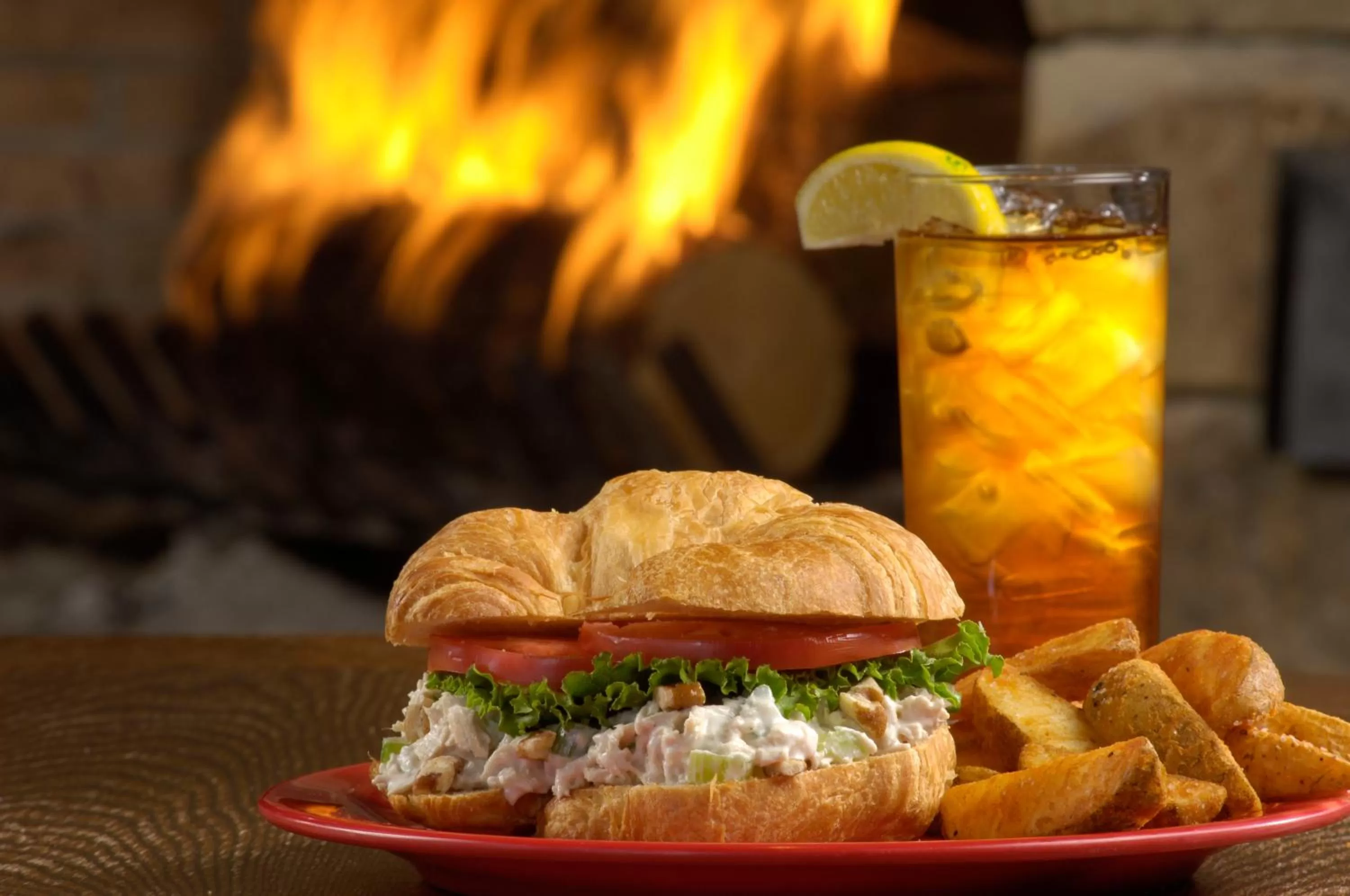 Lounge or bar in Brasstown Valley Resort & Spa