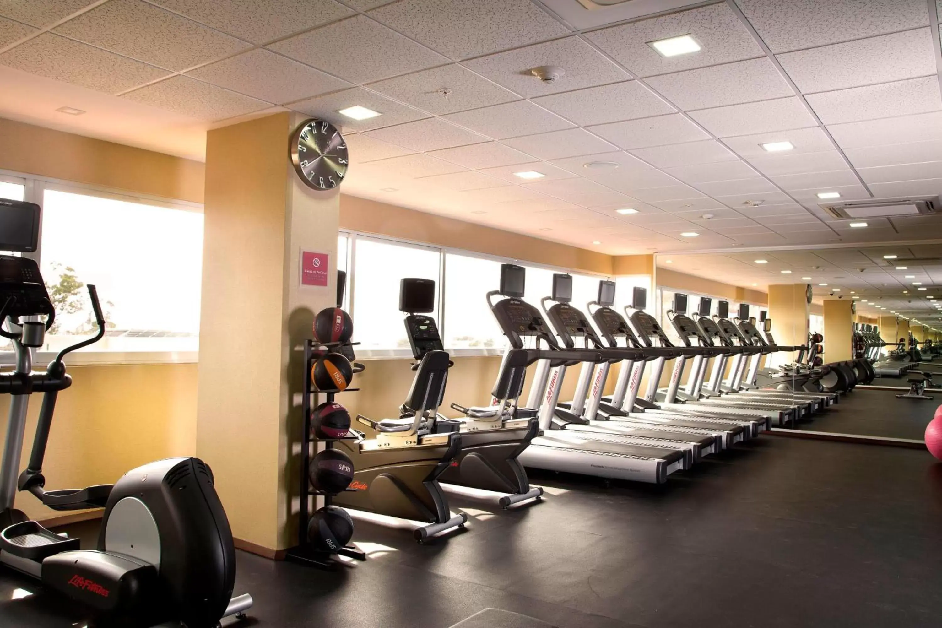 Fitness centre/facilities, Fitness Center/Facilities in Four Points by Sheraton Queretaro Norte