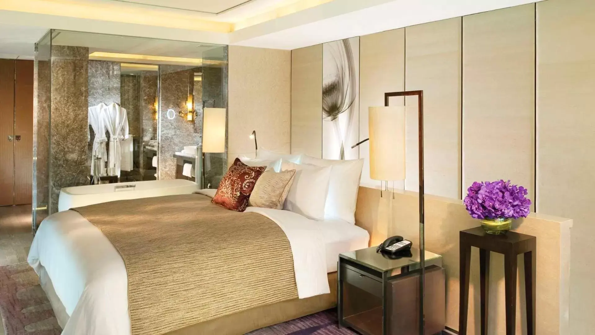 Photo of the whole room, Bed in Siam Kempinski Hotel Bangkok - SHA Extra Plus Certified