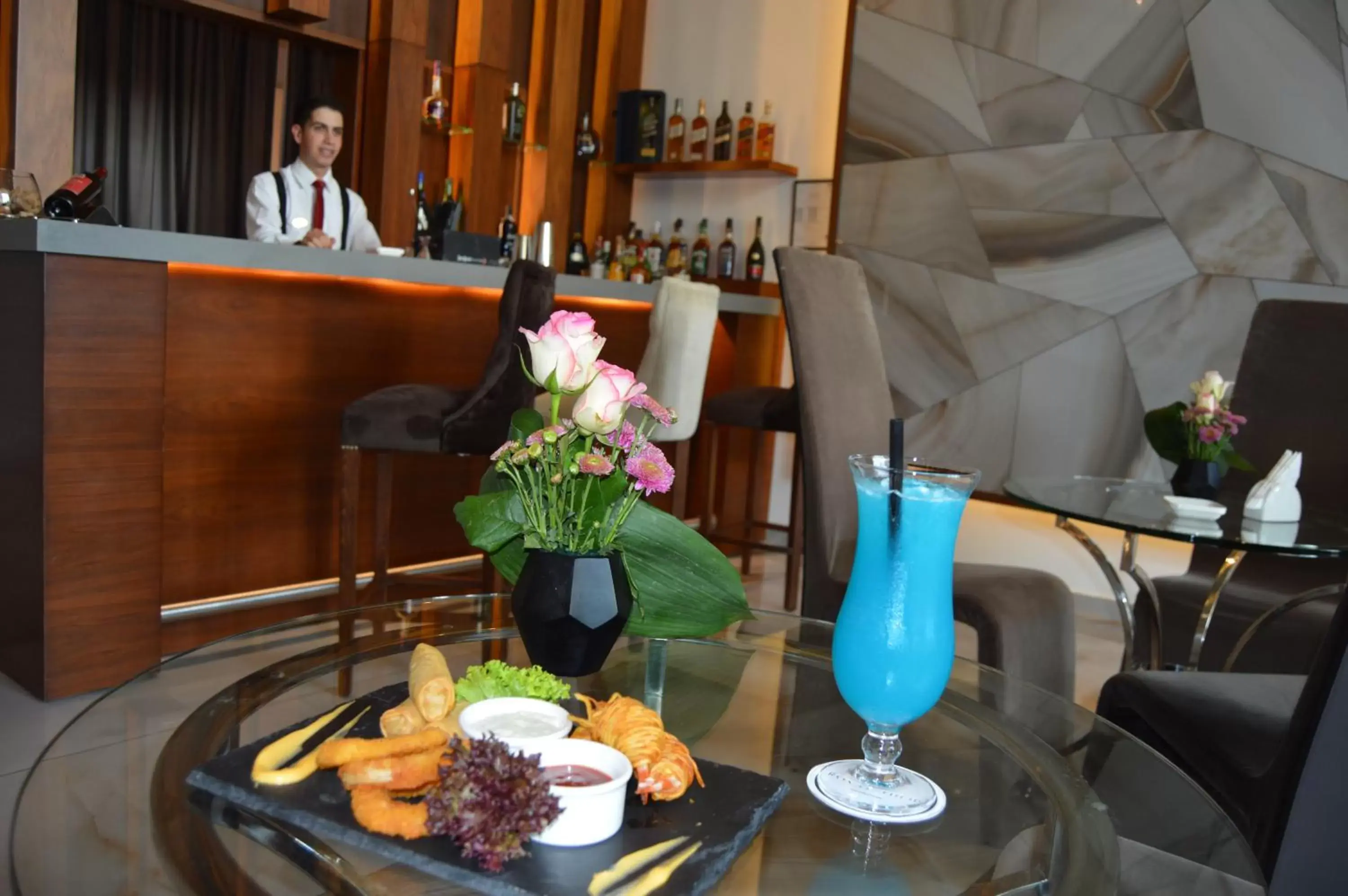 Lounge or bar in Royal Tulip Achrafieh