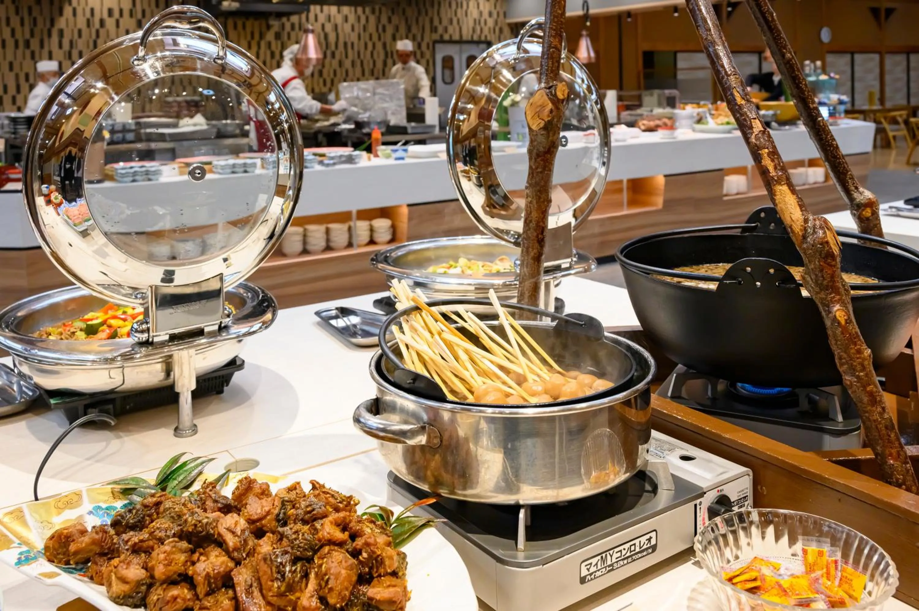 Food and drinks in Senkeien Tsukioka Hotel