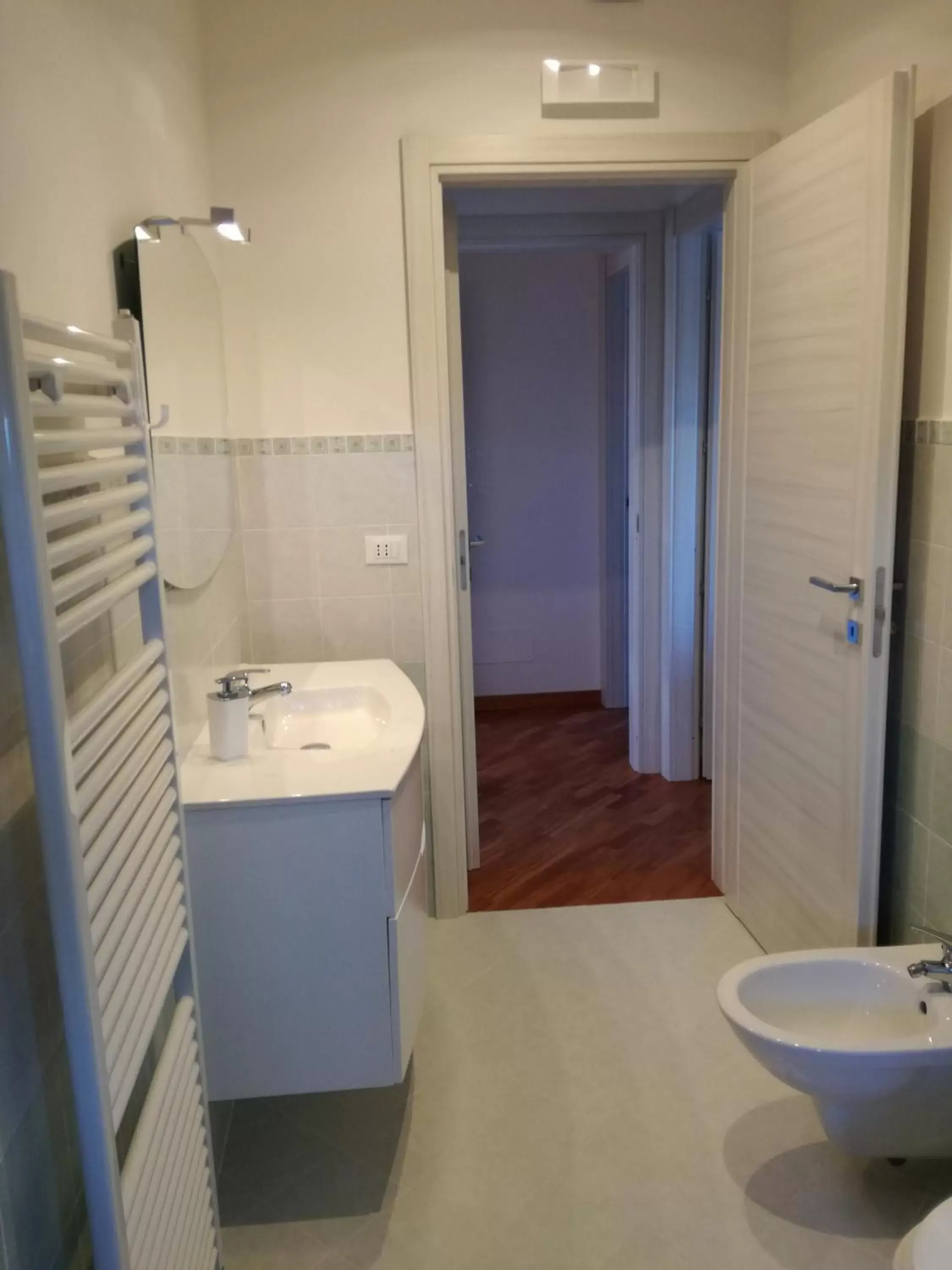 Bathroom in Fonte Nuova Penne